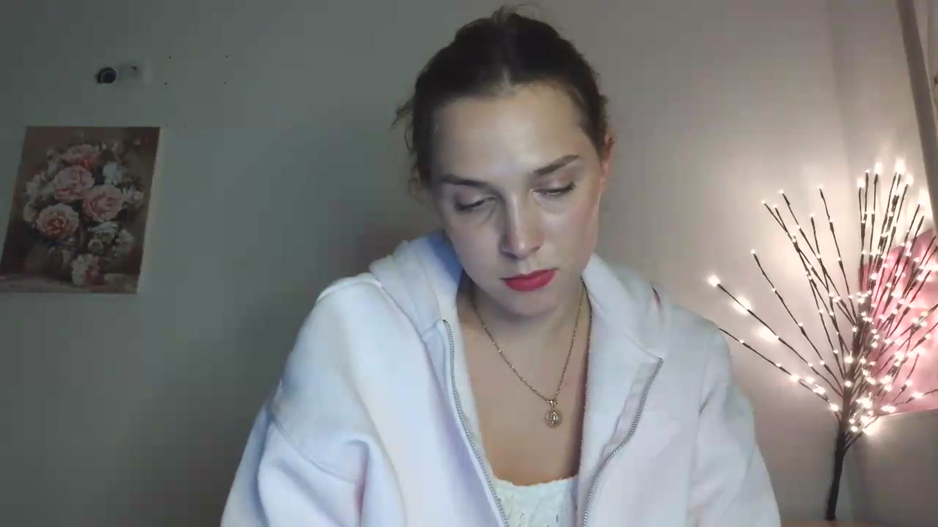 Gallery image thumbnail from HaleyReed's myfreecams stream on, 05/13/2026, 18:52 image 6 of 20