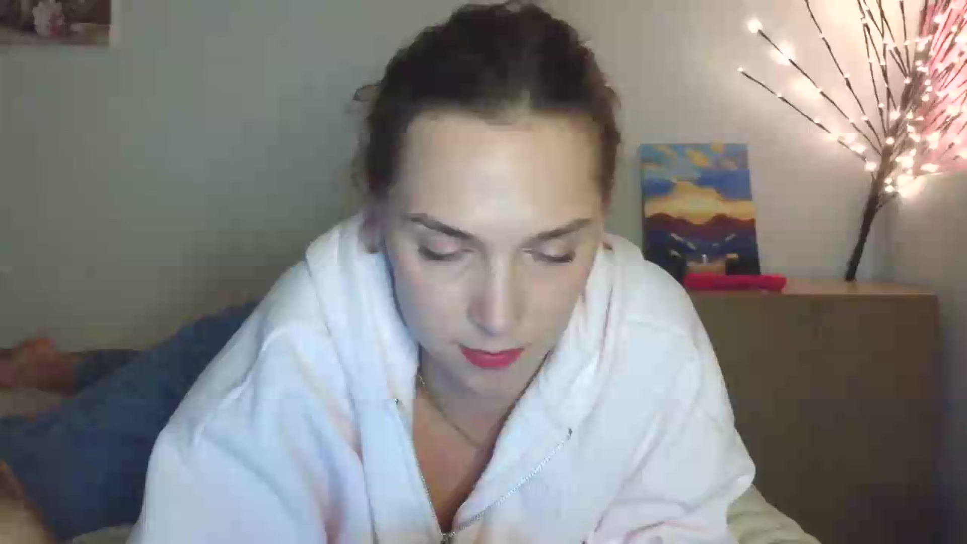 Gallery image thumbnail from HaleyReed's myfreecams stream on, 05/13/2026, 18:52 image 1 of 20