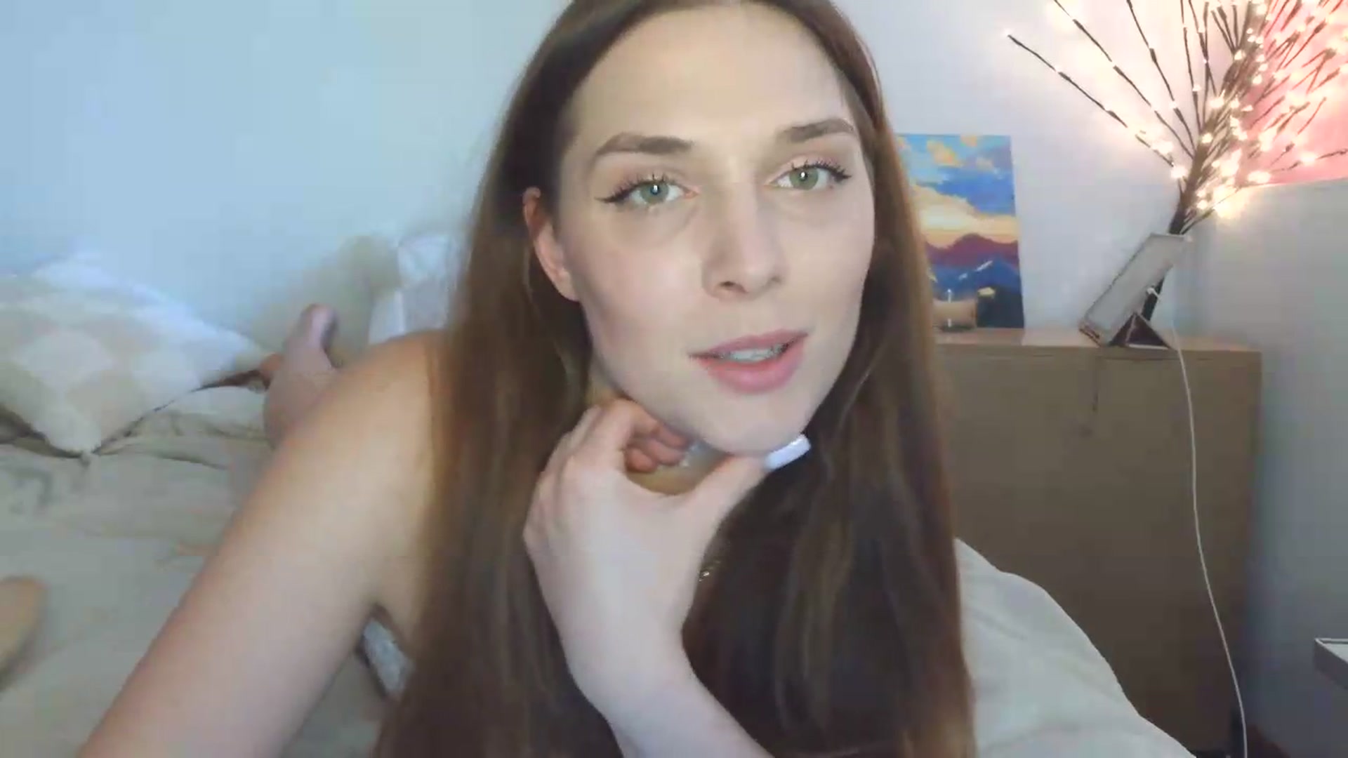 Gallery image thumbnail from HaleyReed's myfreecams stream on, 05/14/2026, 12:00 image 9 of 20