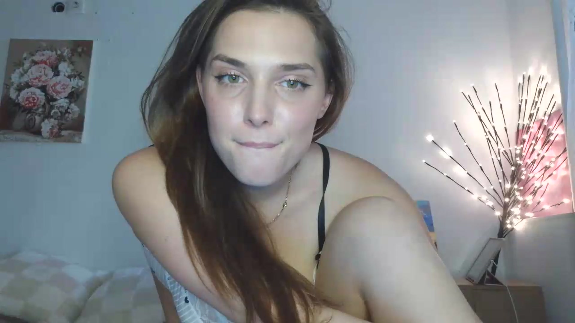 Gallery image thumbnail from HaleyReed's myfreecams stream on, 05/14/2026, 14:08 image 8 of 20