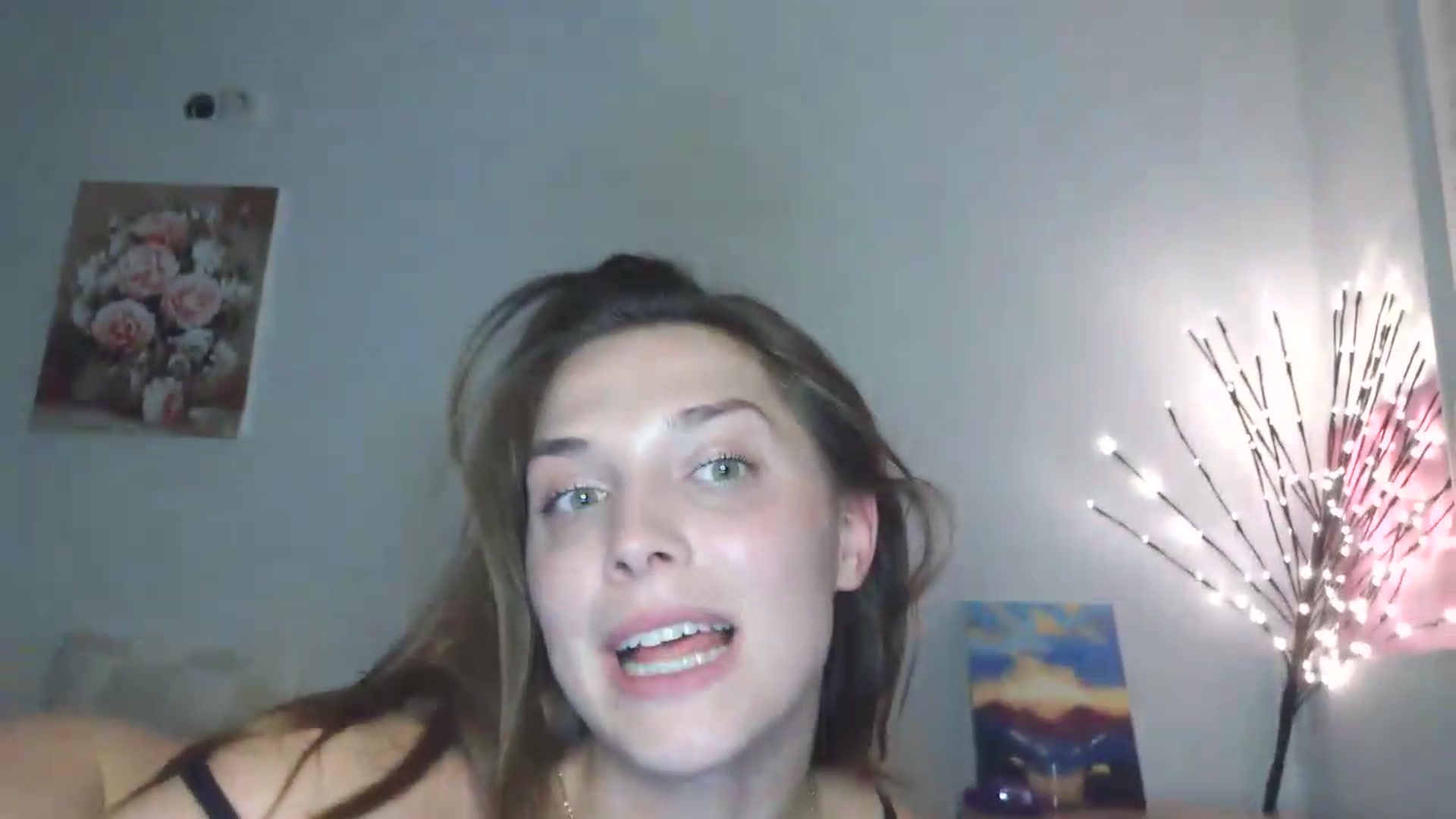 Gallery image thumbnail from HaleyReed's myfreecams stream on, 05/15/2026, 16:16 image 5 of 20