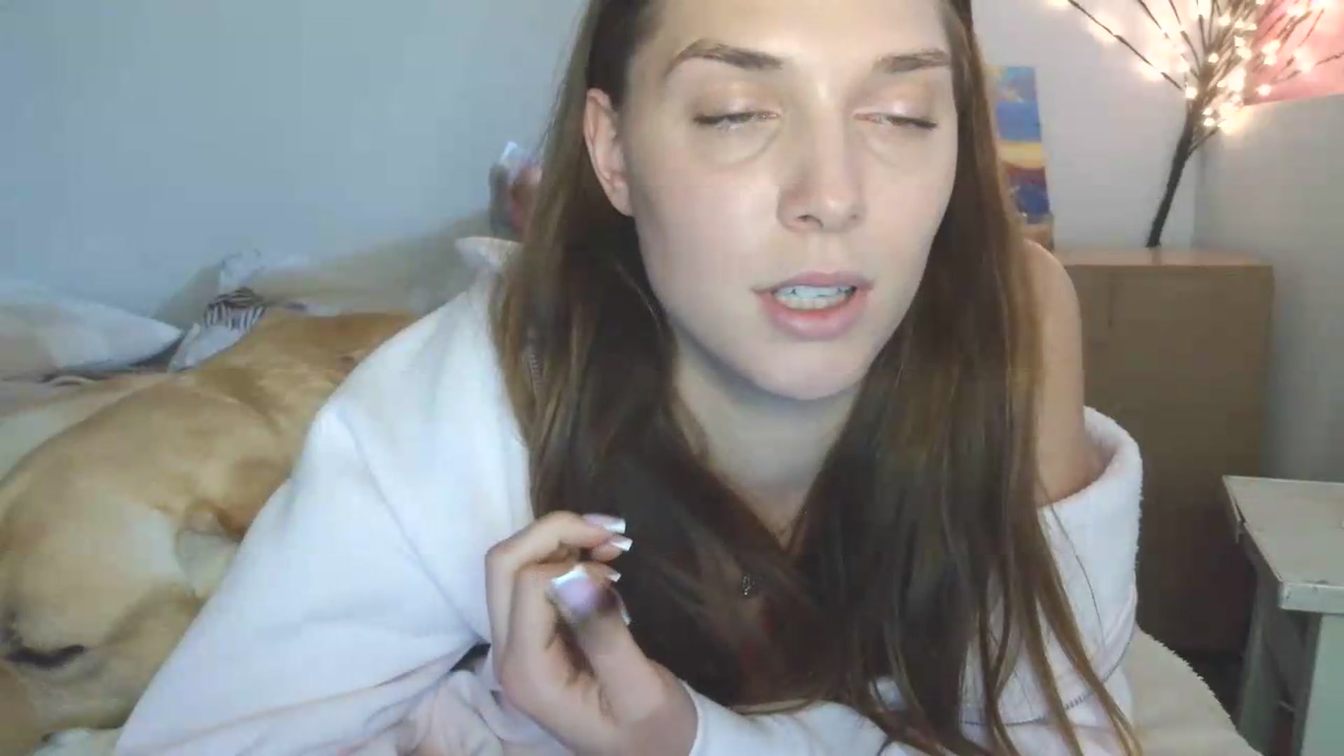 Gallery image thumbnail from HaleyReed's myfreecams stream on, 05/17/2026, 14:24 image 3 of 20
