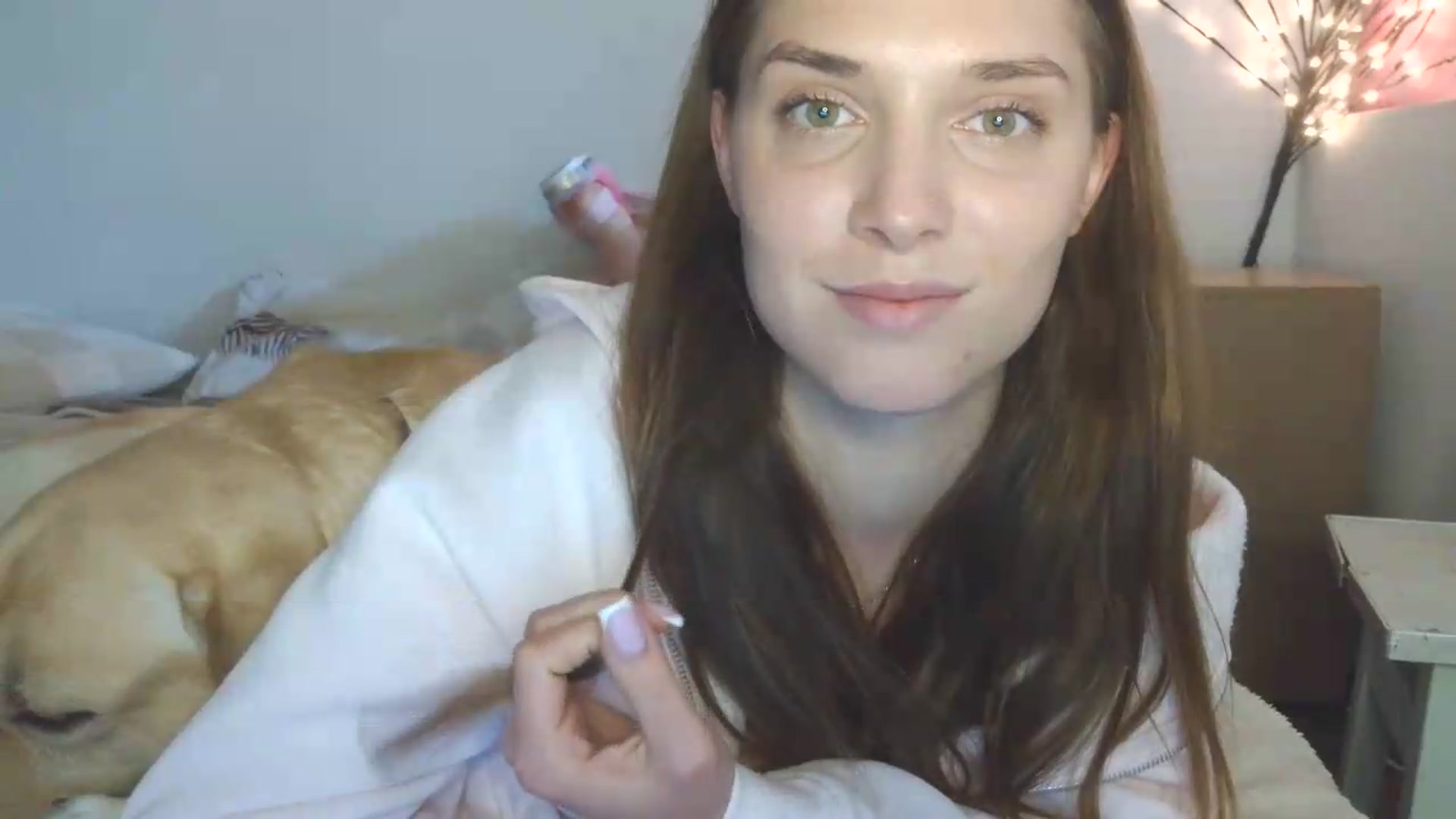 Gallery image thumbnail from HaleyReed's myfreecams stream on, 05/17/2026, 14:24 image 9 of 20
