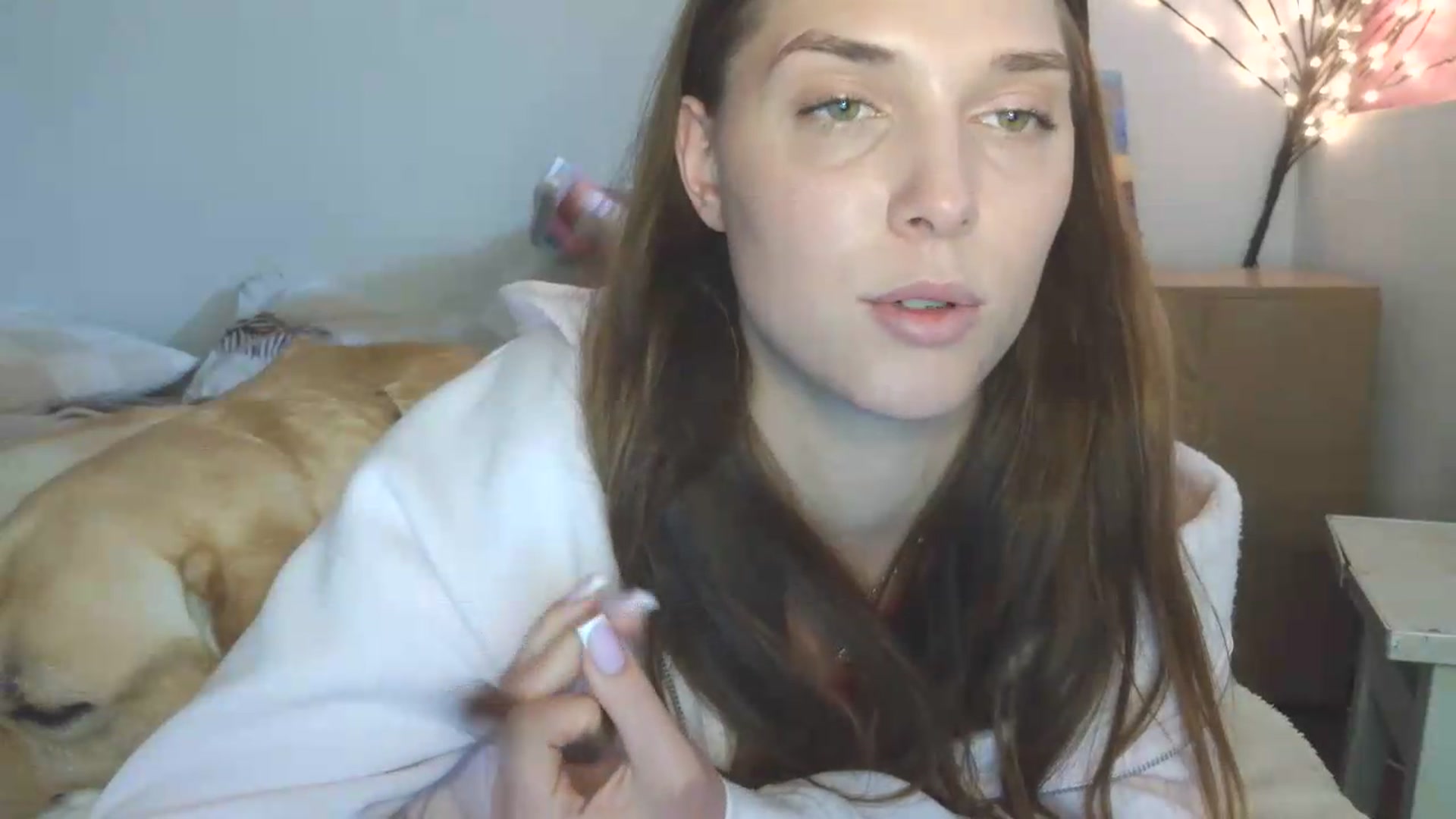 Gallery image thumbnail from HaleyReed's myfreecams stream on, 05/17/2026, 14:24 image 4 of 20