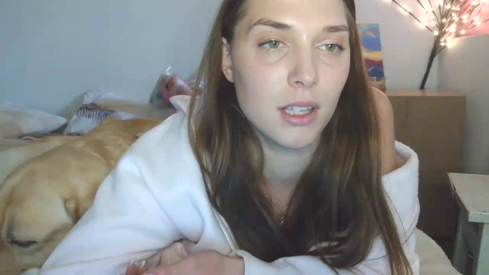 Gallery image thumbnail from HaleyReed's myfreecams stream on, 05/17/2026, 14:24 image 16 of 20