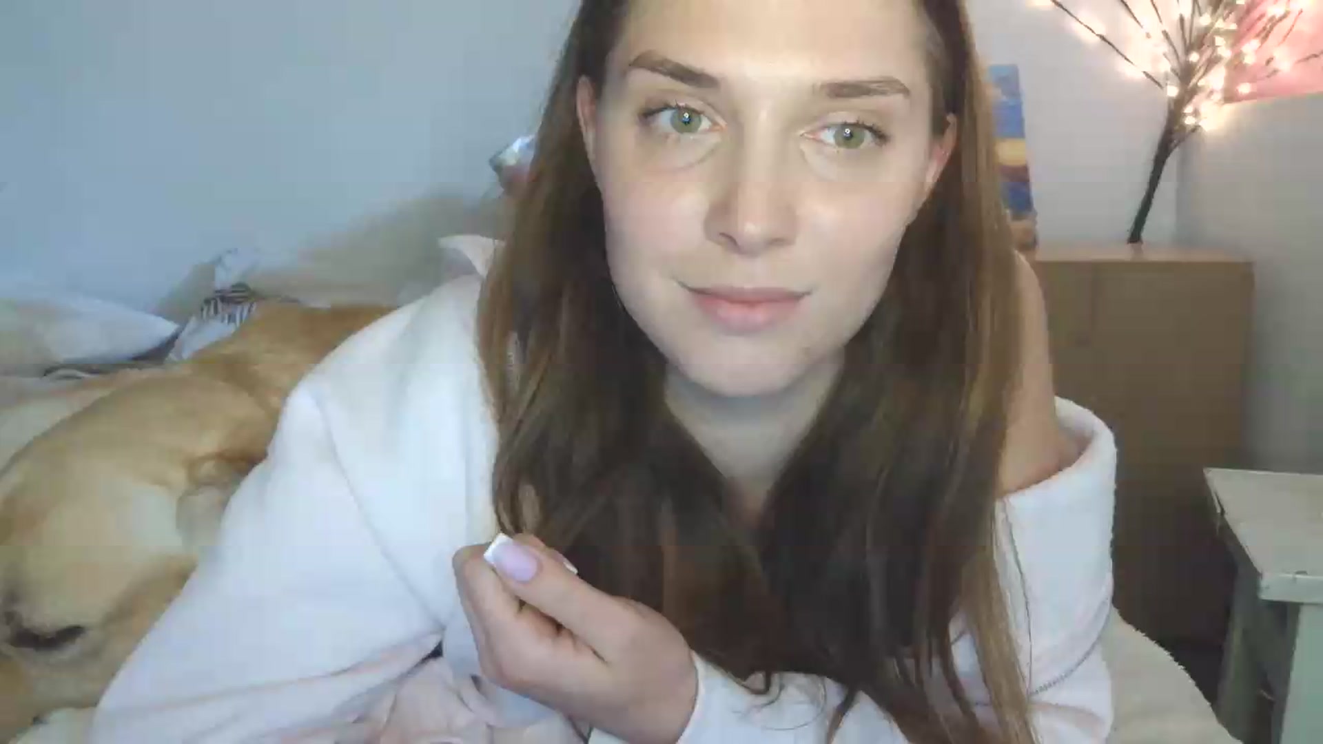Gallery image thumbnail from HaleyReed's myfreecams stream on, 05/17/2026, 14:24 image 1 of 20