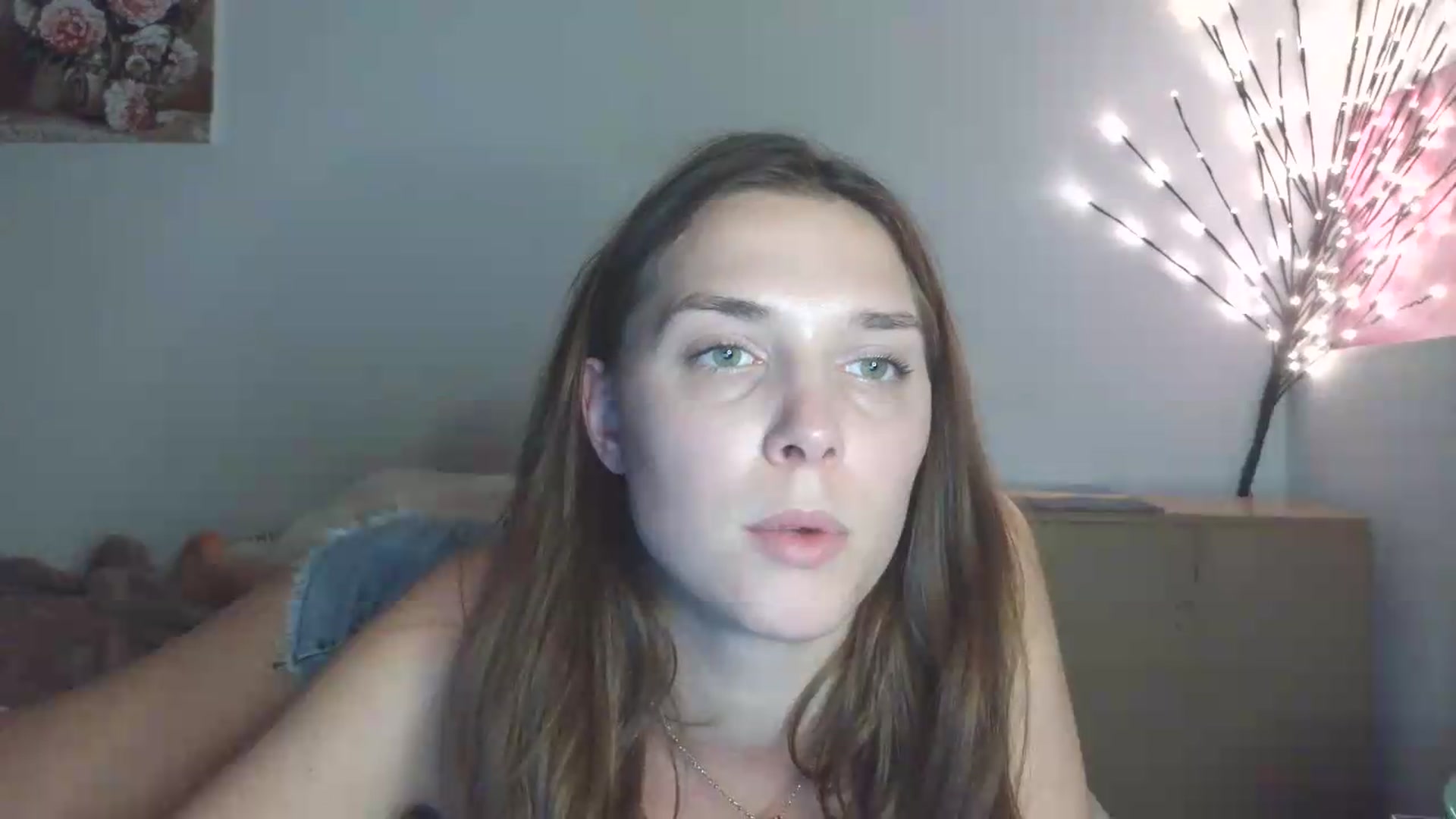 Gallery image thumbnail from HaleyReed's myfreecams stream on, 05/18/2026, 18:06 image 20 of 20