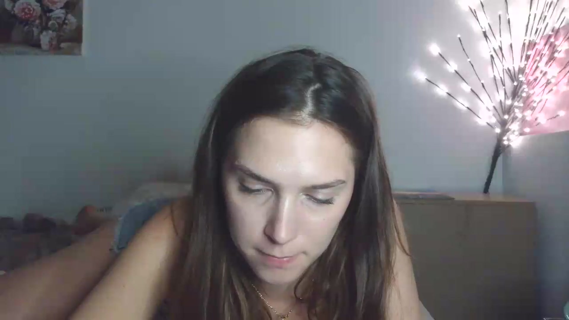 Gallery image thumbnail from HaleyReed's myfreecams stream on, 05/18/2026, 18:06 image 18 of 20