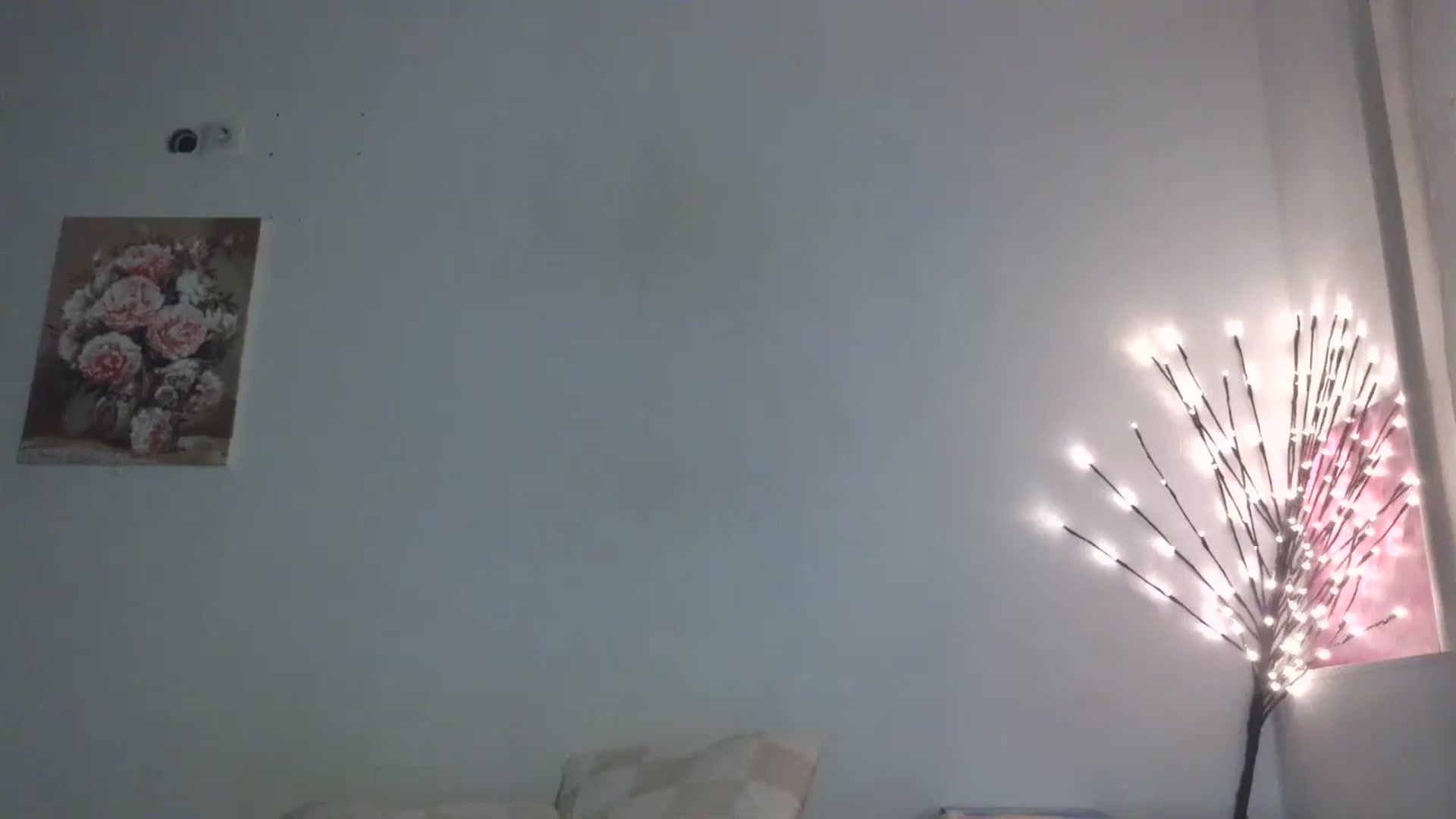 Gallery image thumbnail from HaleyReed's myfreecams stream on, 05/18/2026, 18:06 image 16 of 20