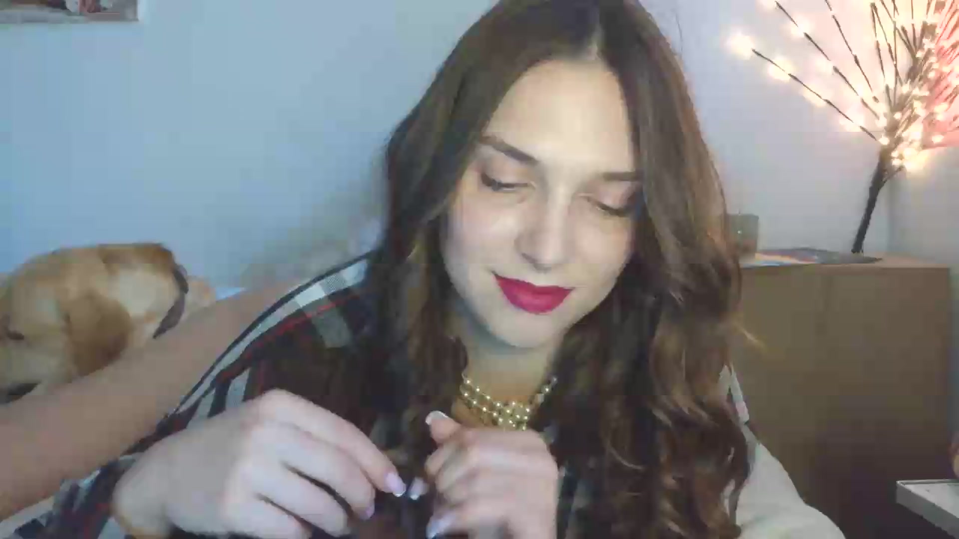 Gallery image thumbnail from HaleyReed's myfreecams stream on, 05/20/2026, 14:33 image 4 of 20
