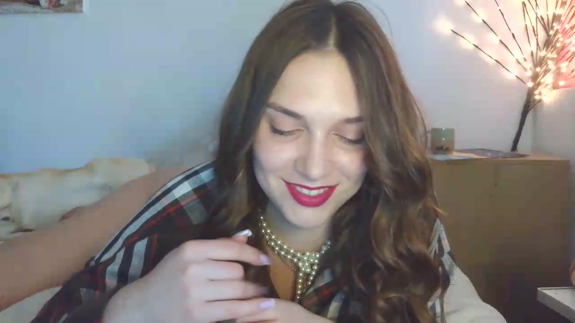 Gallery image thumbnail from HaleyReed's myfreecams stream on, 05/20/2026, 14:33 image 13 of 20