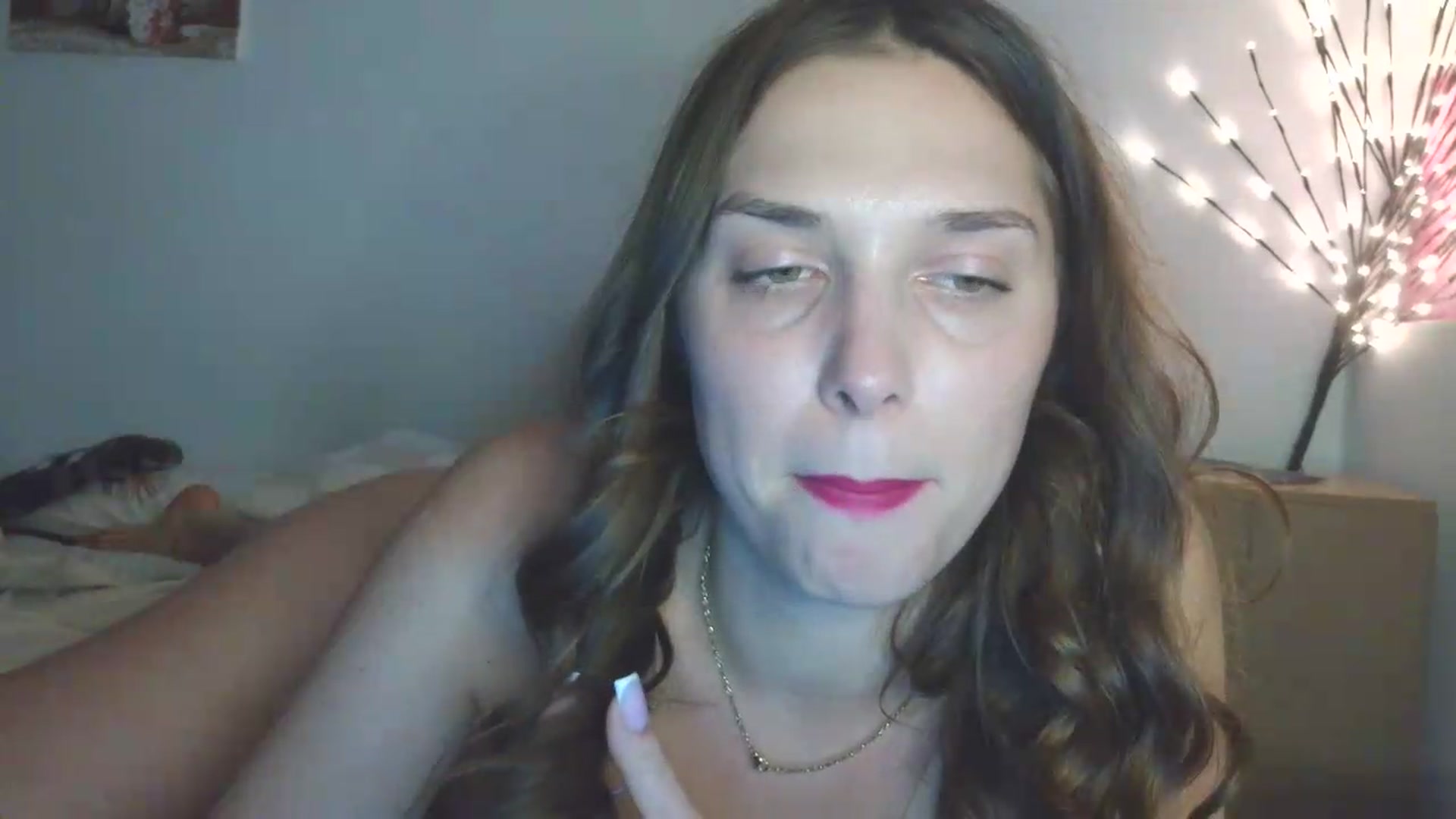 Gallery image thumbnail from HaleyReed's myfreecams stream on, 05/20/2026, 17:46 image 8 of 20