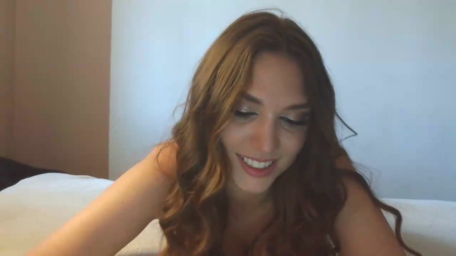 Gallery image thumbnail from HaleyReed's myfreecams stream on, 05/21/2026, 13:42 image 9 of 20