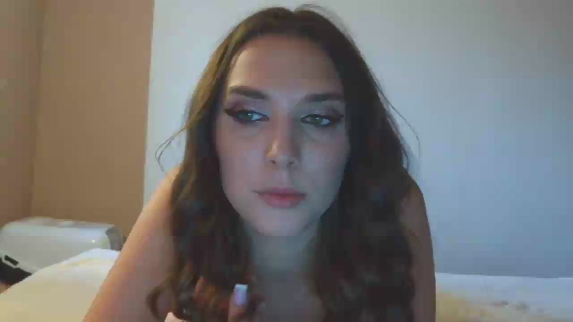 Gallery image thumbnail from HaleyReed's myfreecams stream on, 05/21/2026, 16:38 image 17 of 20