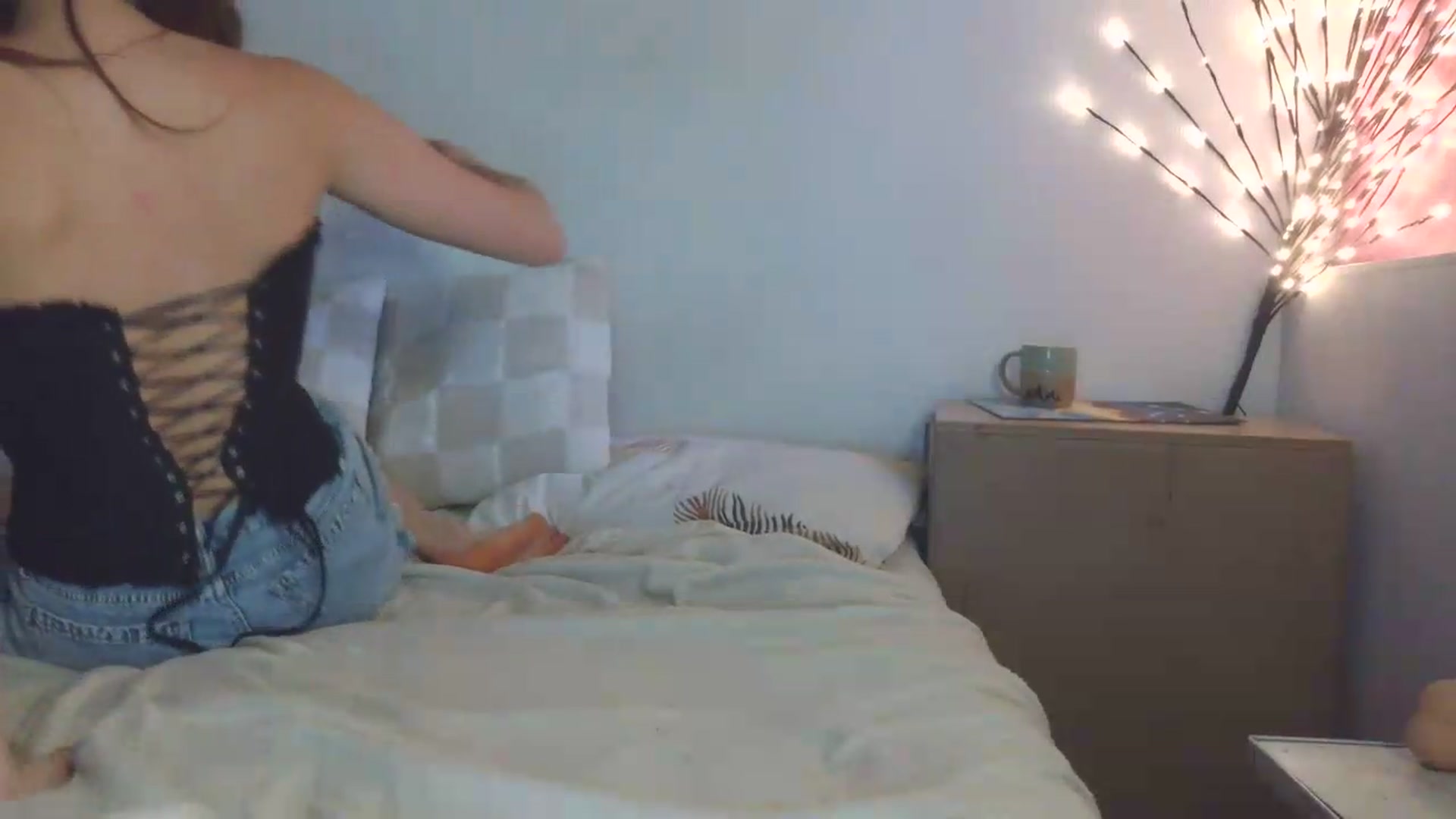 Gallery image thumbnail from HaleyReed's myfreecams stream on, 05/21/2026, 17:59 image 3 of 20