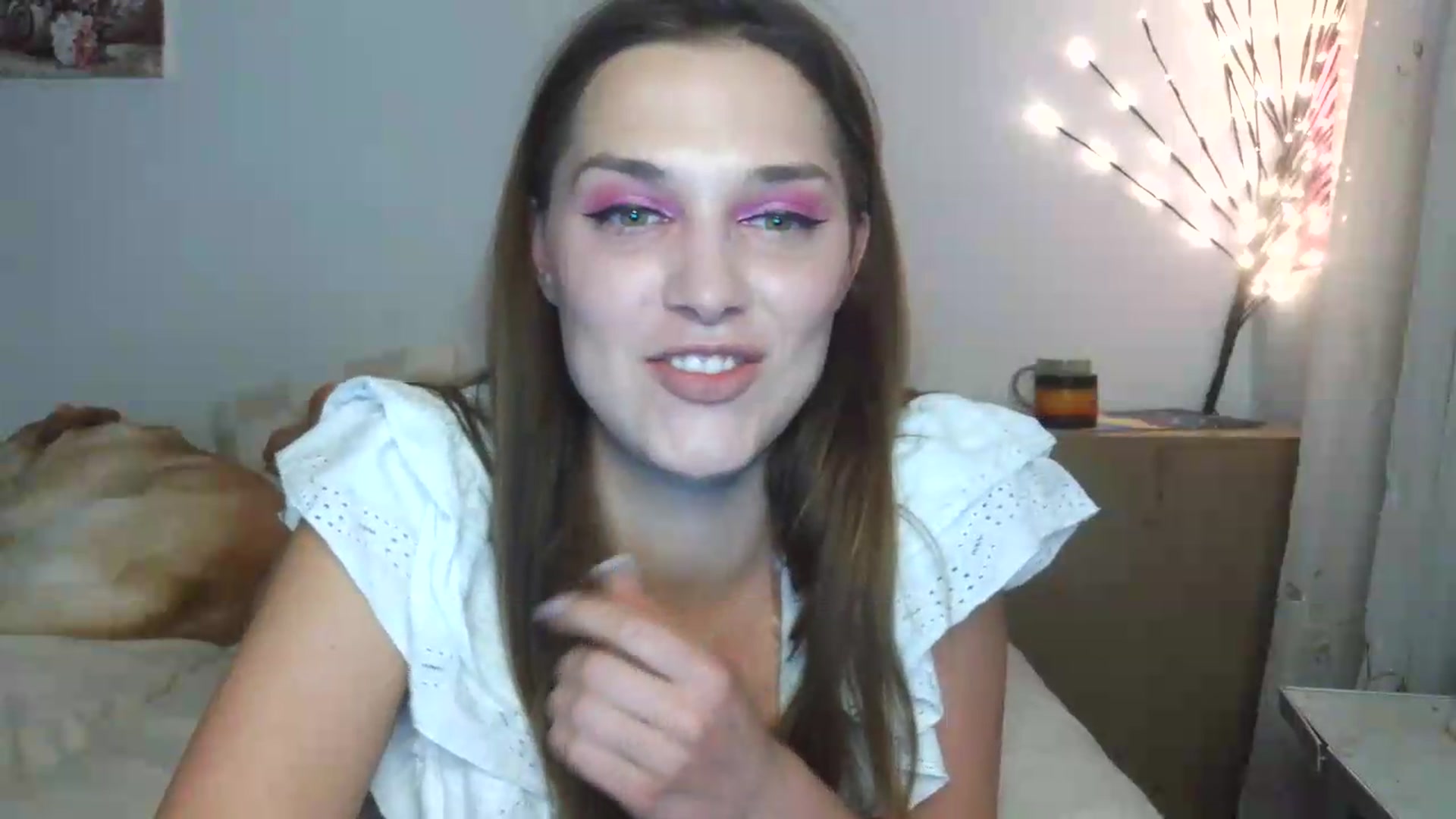 Gallery image thumbnail from HaleyReed's myfreecams stream on, 05/25/2026, 13:12 image 3 of 20