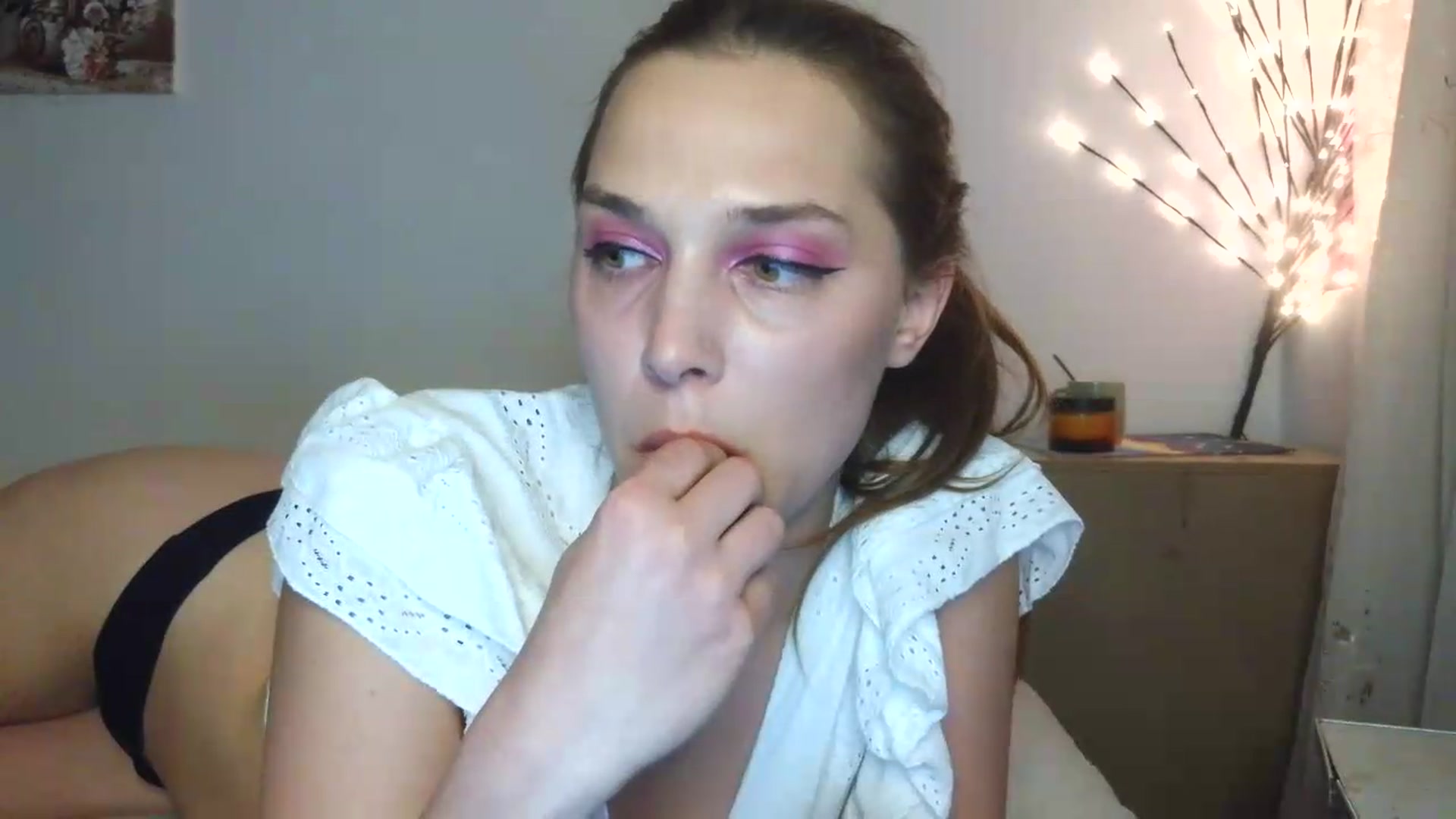 Gallery image thumbnail from HaleyReed's myfreecams stream on, 05/25/2026, 15:11 image 12 of 20