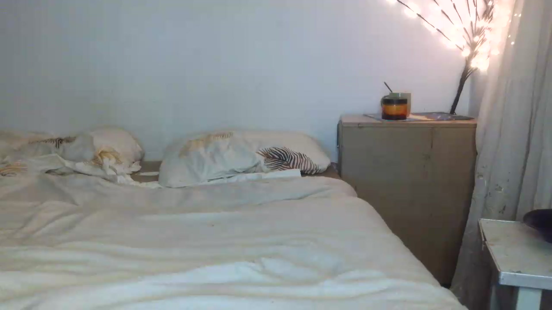 Gallery image thumbnail from HaleyReed's myfreecams stream on, 05/25/2026, 17:02 image 11 of 20