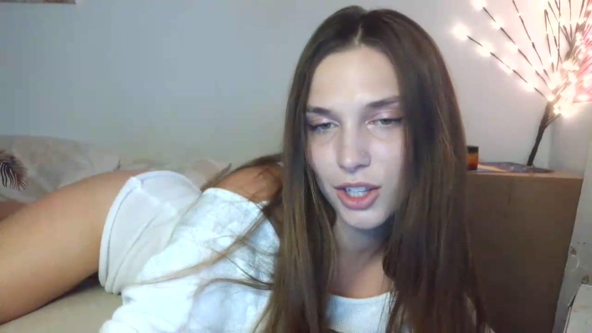 Gallery image thumbnail from HaleyReed's myfreecams stream on, 05/26/2026, 12:54 image 16 of 20