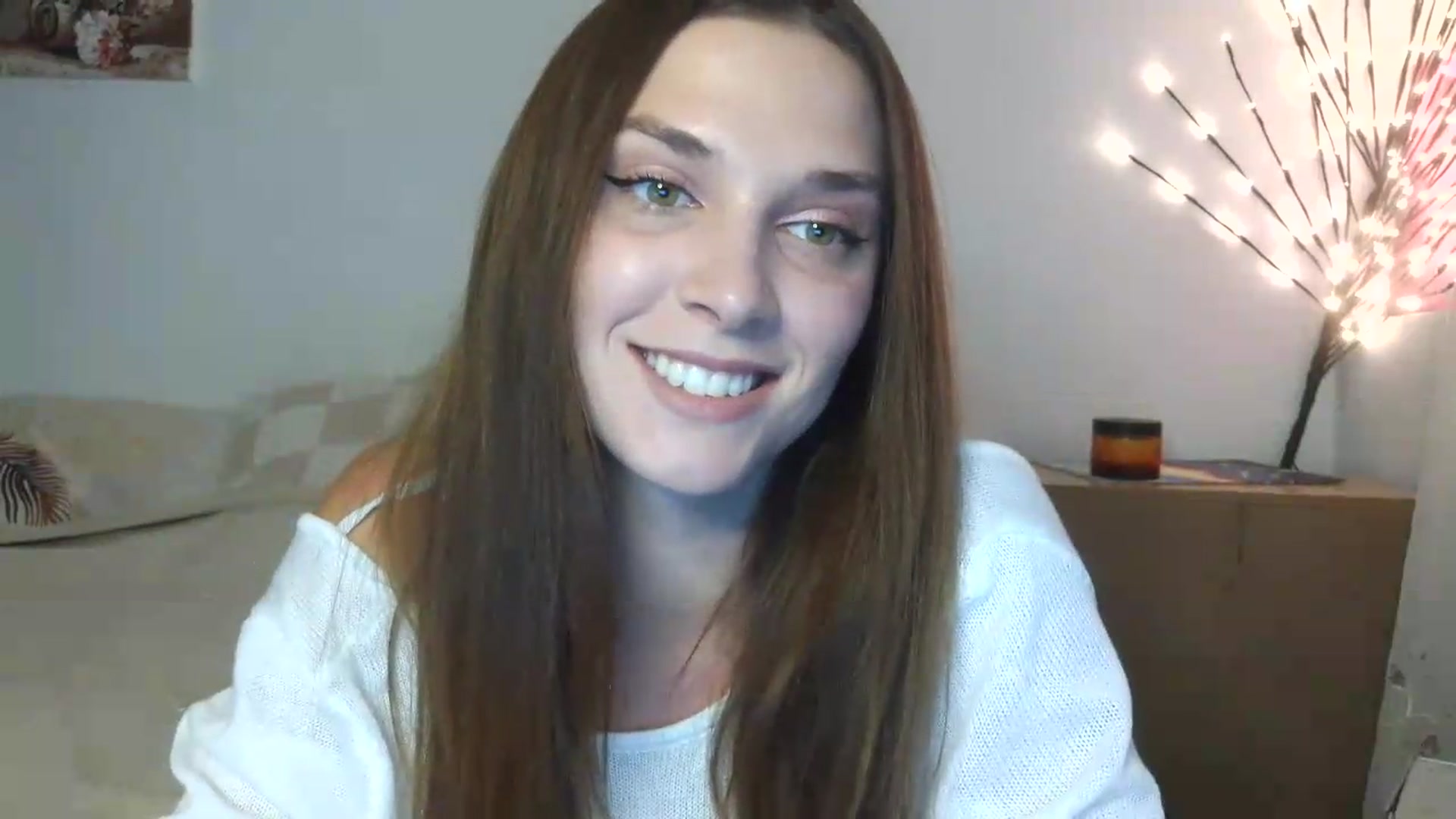 Gallery image thumbnail from HaleyReed's myfreecams stream on, 05/26/2026, 12:54 image 2 of 20