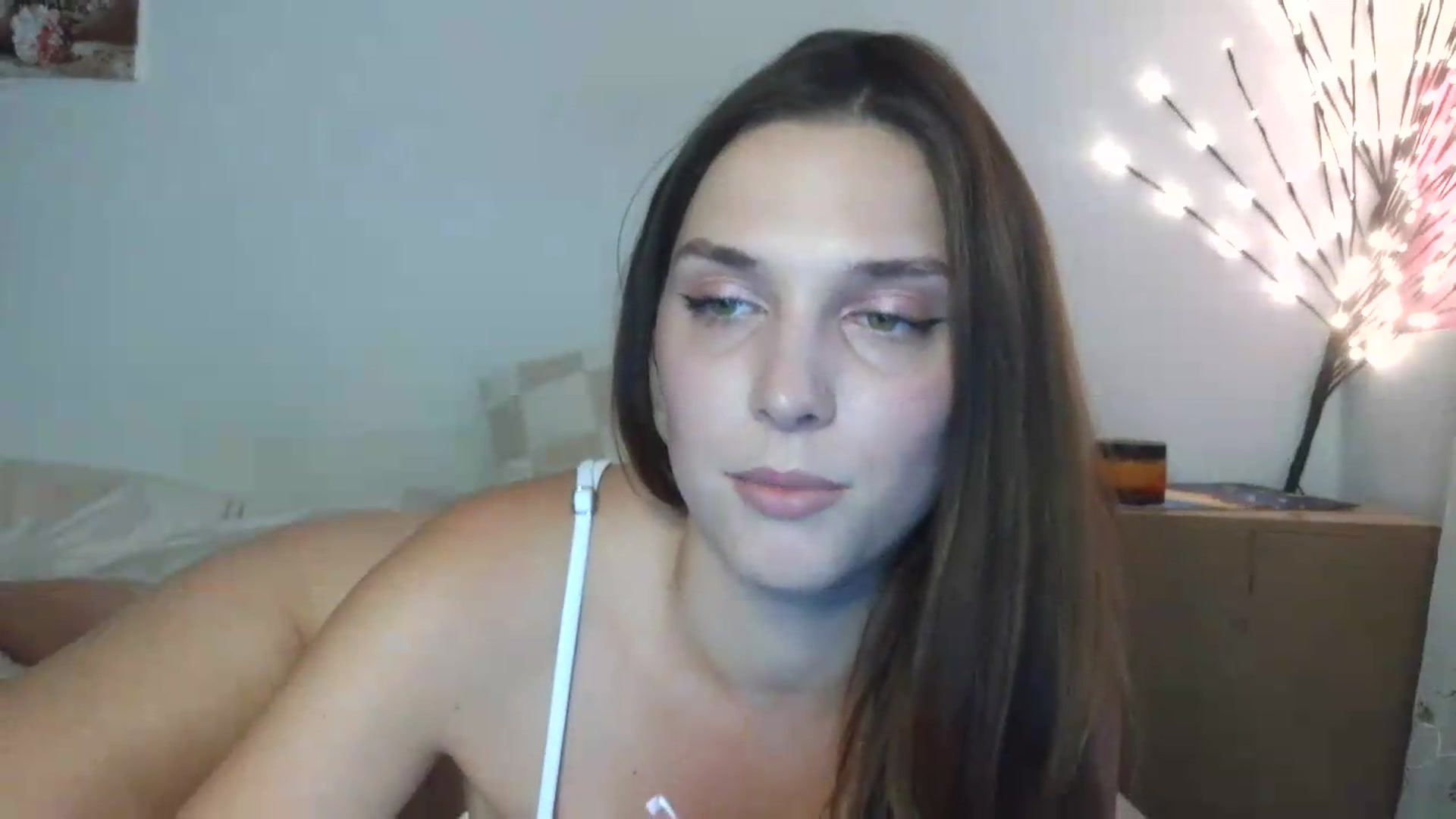 Gallery image thumbnail from HaleyReed's myfreecams stream on, 05/26/2026, 14:33 image 3 of 20