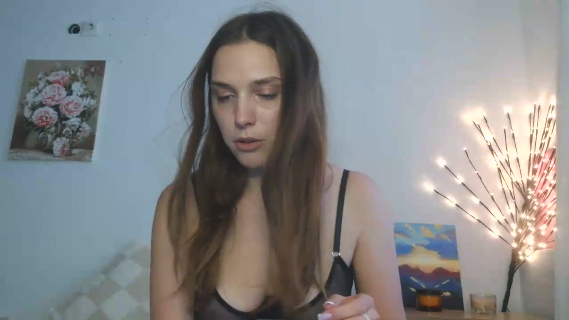 Gallery image thumbnail from HaleyReed's myfreecams stream on, 05/27/2026, 12:12 image 5 of 20