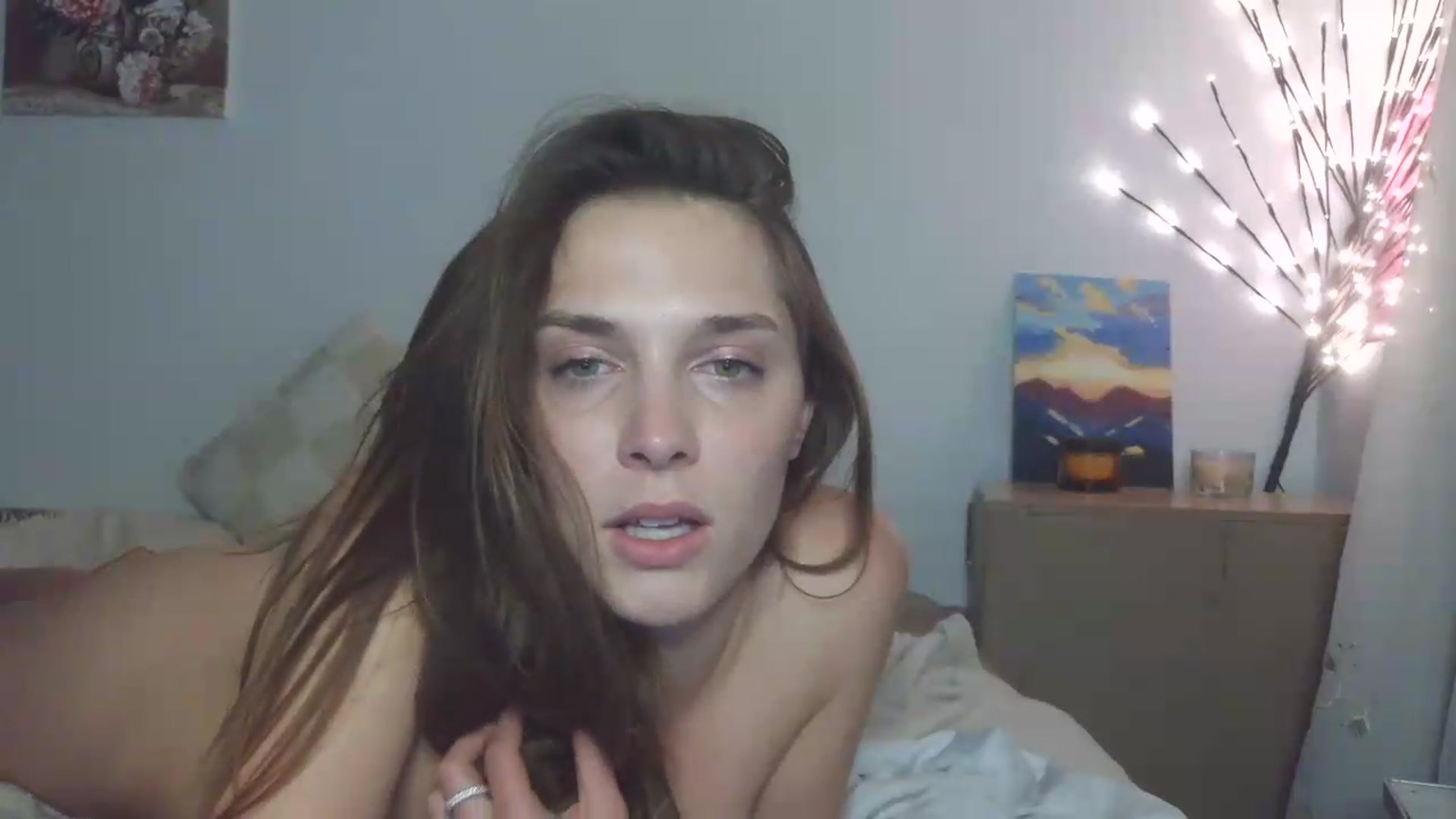 Gallery image thumbnail from HaleyReed's myfreecams stream on, 05/27/2026, 14:43 image 18 of 20