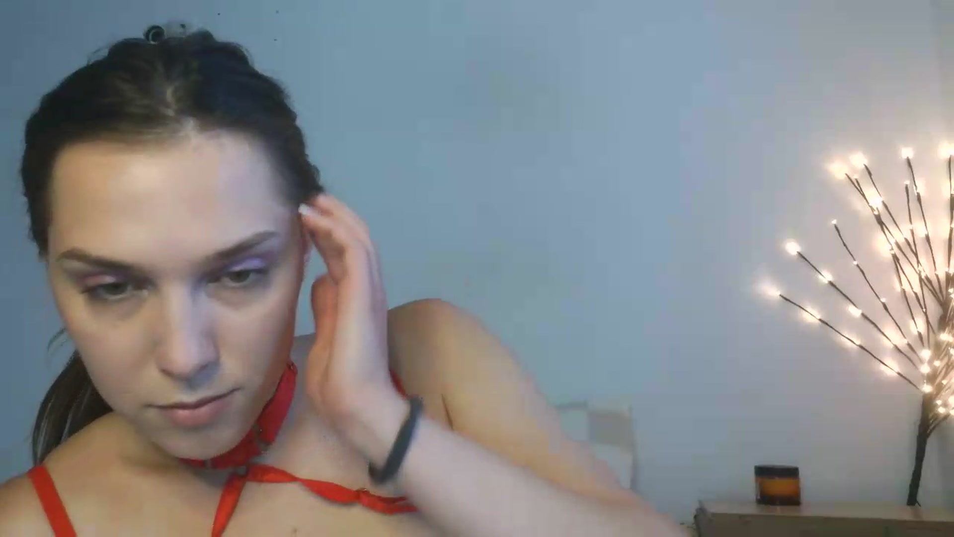 Gallery image thumbnail from HaleyReed's myfreecams stream on, 05/28/2026, 12:28 image 16 of 20