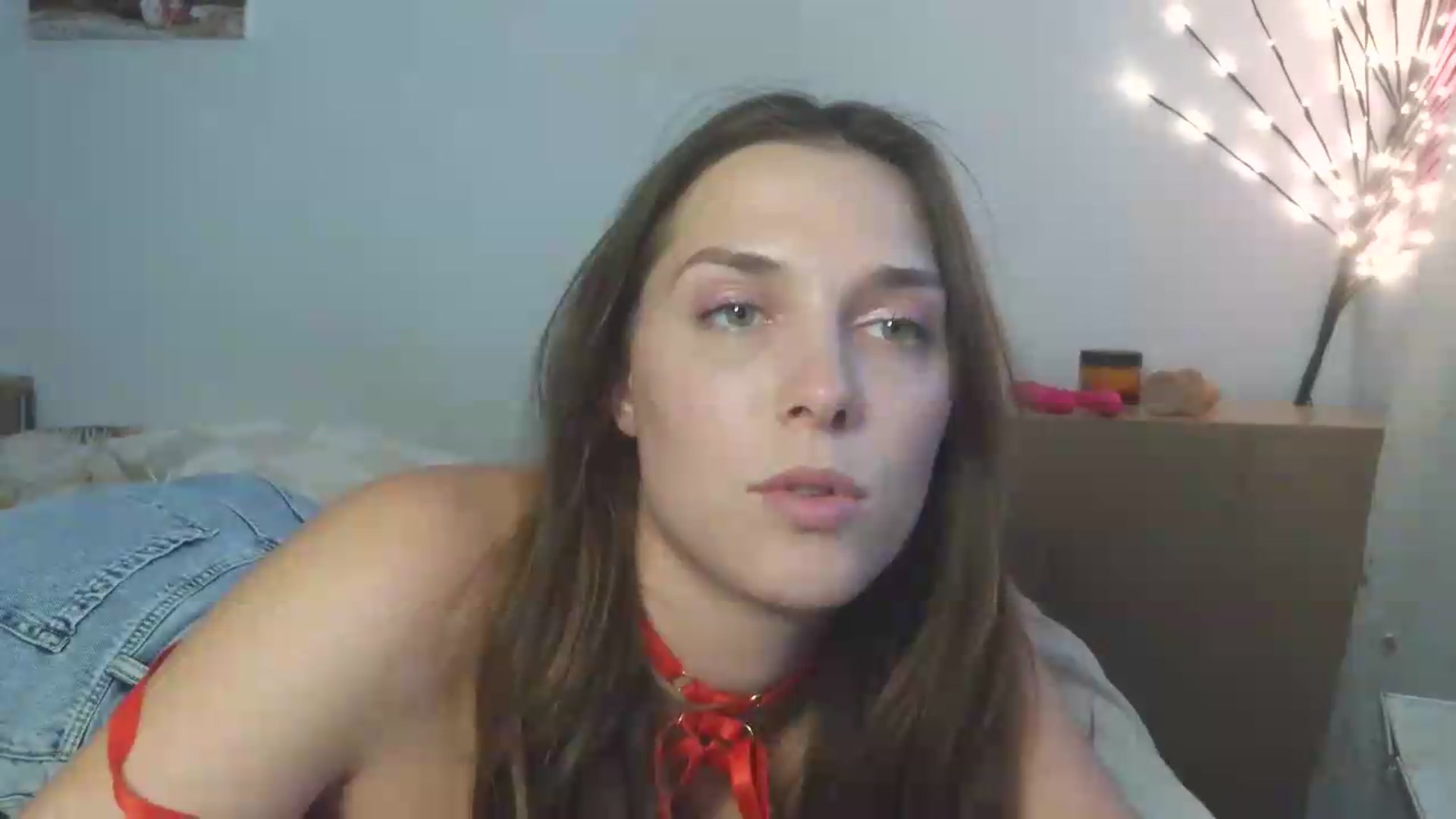 Gallery image thumbnail from HaleyReed's myfreecams stream on, 05/28/2026, 15:56 image 9 of 20