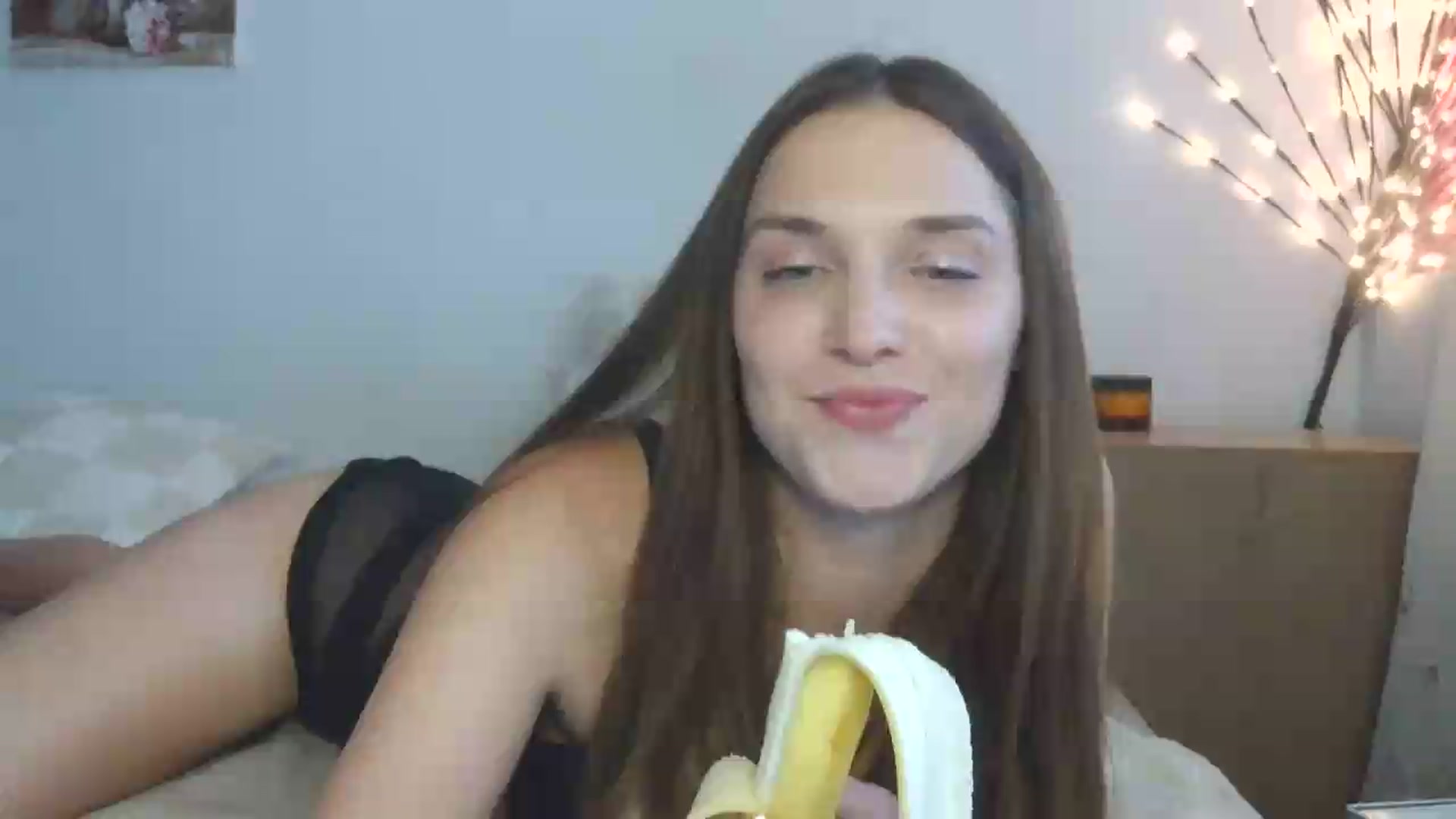 Gallery image thumbnail from HaleyReed's myfreecams stream on, 05/29/2026, 13:42 image 13 of 20
