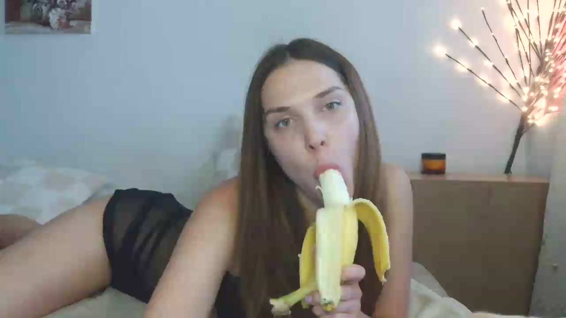 Gallery image thumbnail from HaleyReed's myfreecams stream on, 05/29/2026, 13:42 image 12 of 20