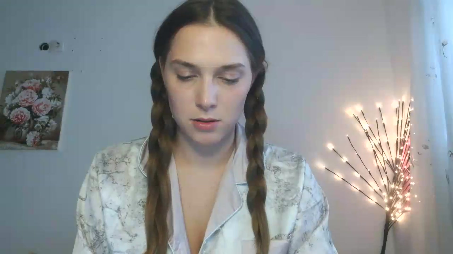 Gallery image thumbnail from HaleyReed's myfreecams stream on, 05/29/2026, 14:10 image 4 of 20