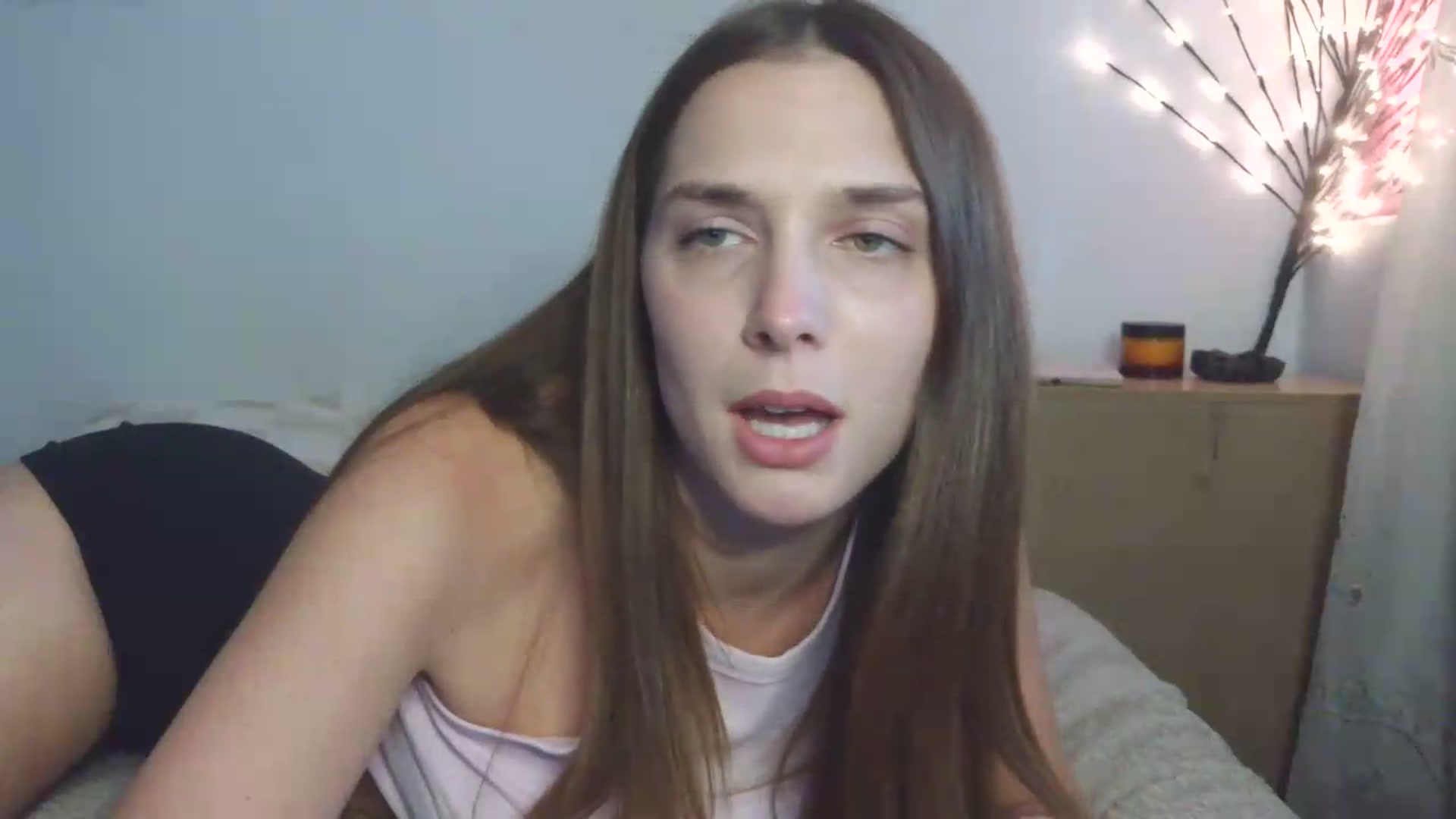 Gallery image thumbnail from HaleyReed's myfreecams stream on, 05/31/2026, 11:56 image 18 of 20