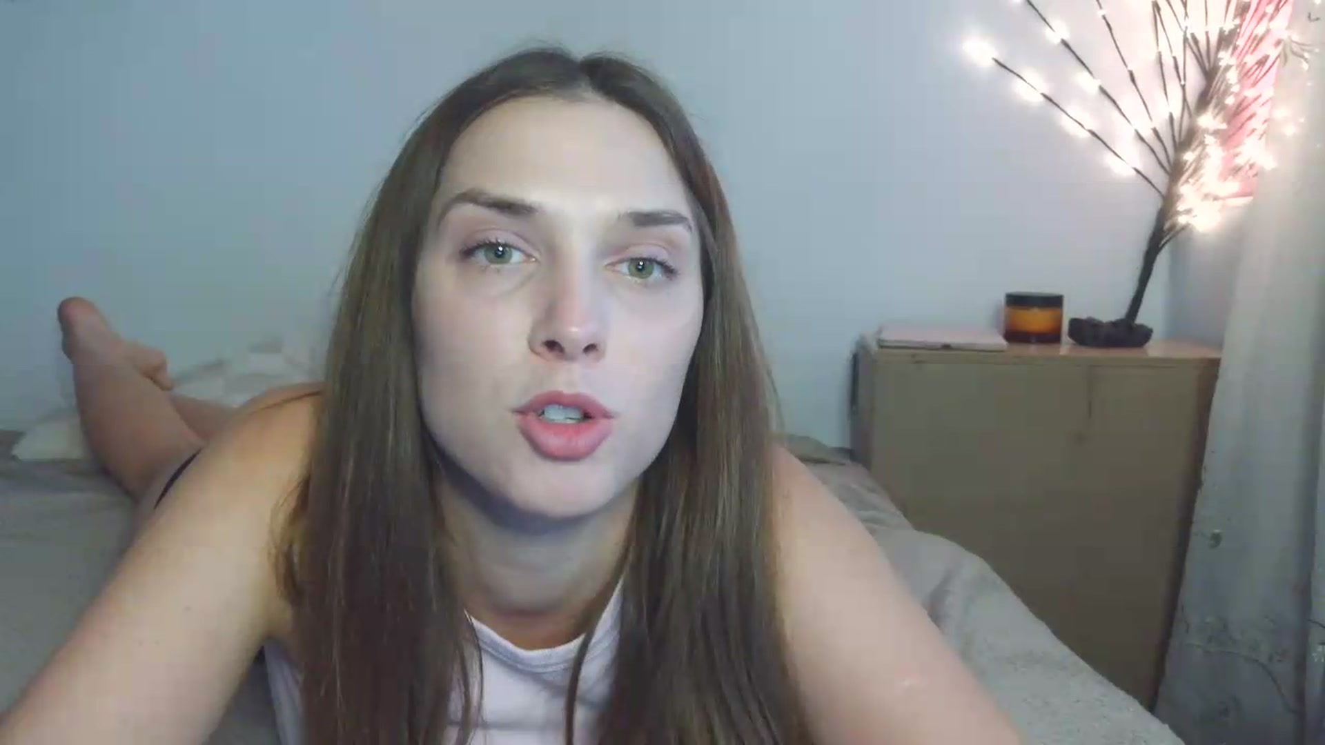 Gallery image thumbnail from HaleyReed's myfreecams stream on, 05/31/2026, 11:56 image 4 of 20