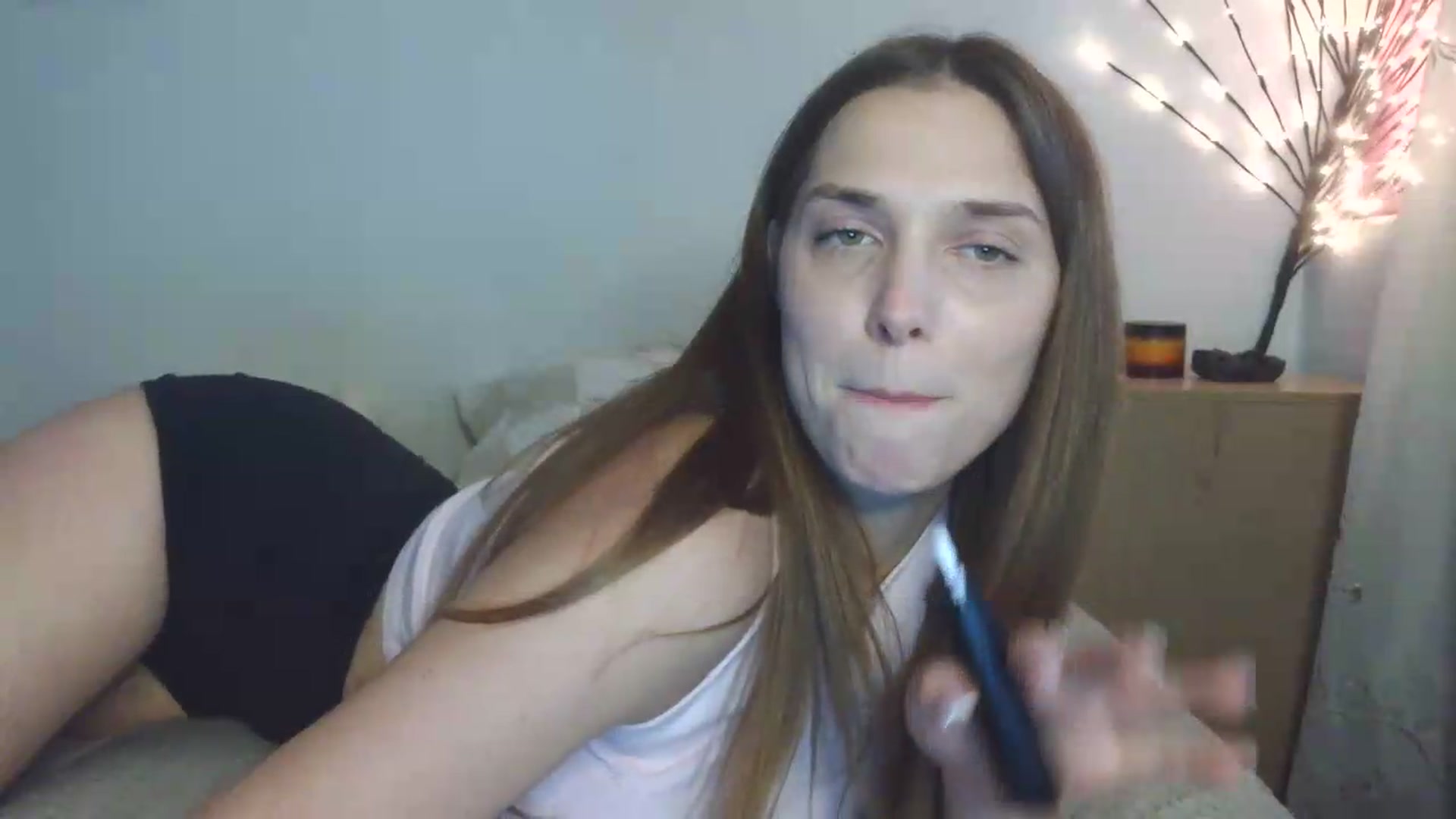 Gallery image thumbnail from HaleyReed's myfreecams stream on, 05/31/2026, 11:56 image 15 of 20