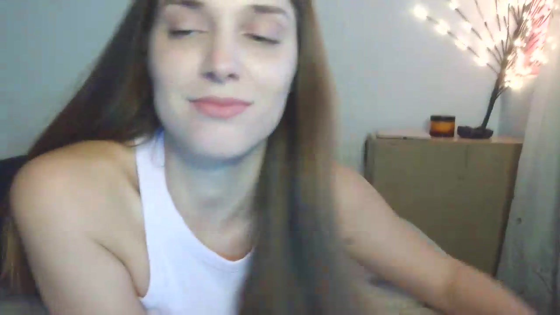 Gallery image thumbnail from HaleyReed's myfreecams stream on, 05/31/2026, 11:56 image 14 of 20