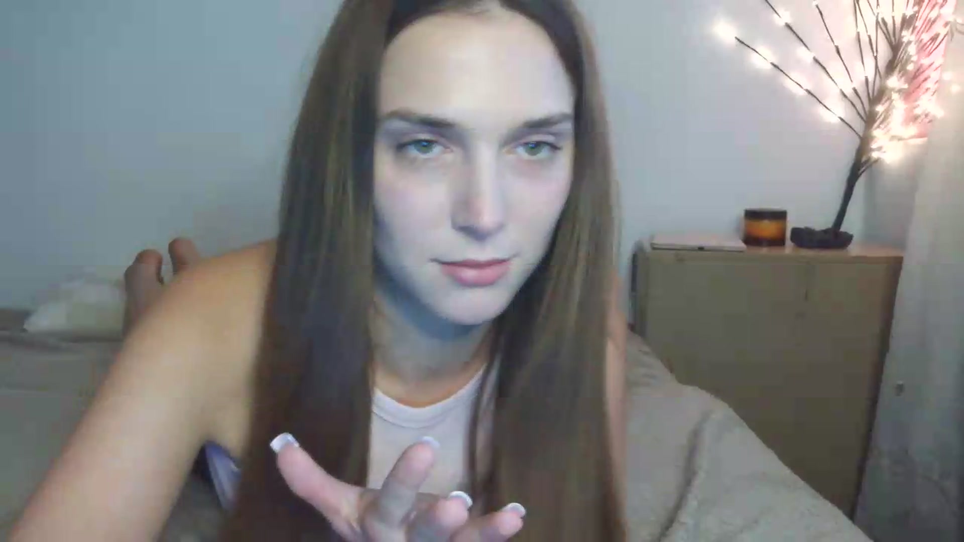 Gallery image thumbnail from HaleyReed's myfreecams stream on, 05/31/2026, 11:56 image 9 of 20