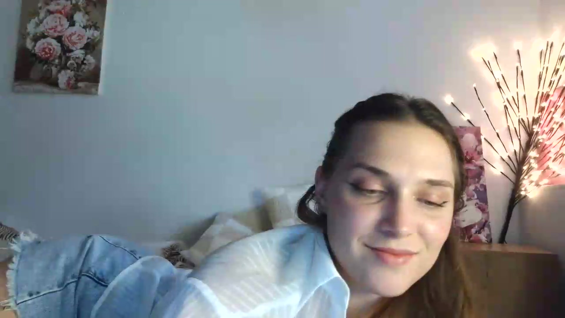 Gallery image thumbnail from HaleyReed's myfreecams stream on, 06/12/2026, 16:13 image 6 of 20