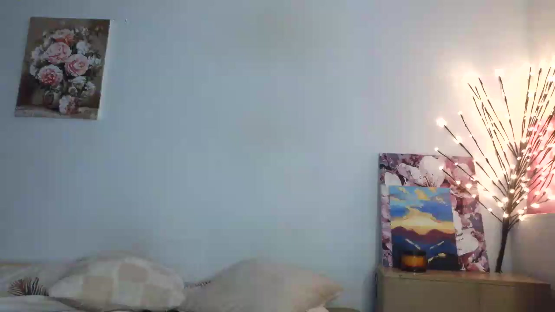 Gallery image thumbnail from HaleyReed's myfreecams stream on, 06/14/2026, 16:23 image 7 of 20