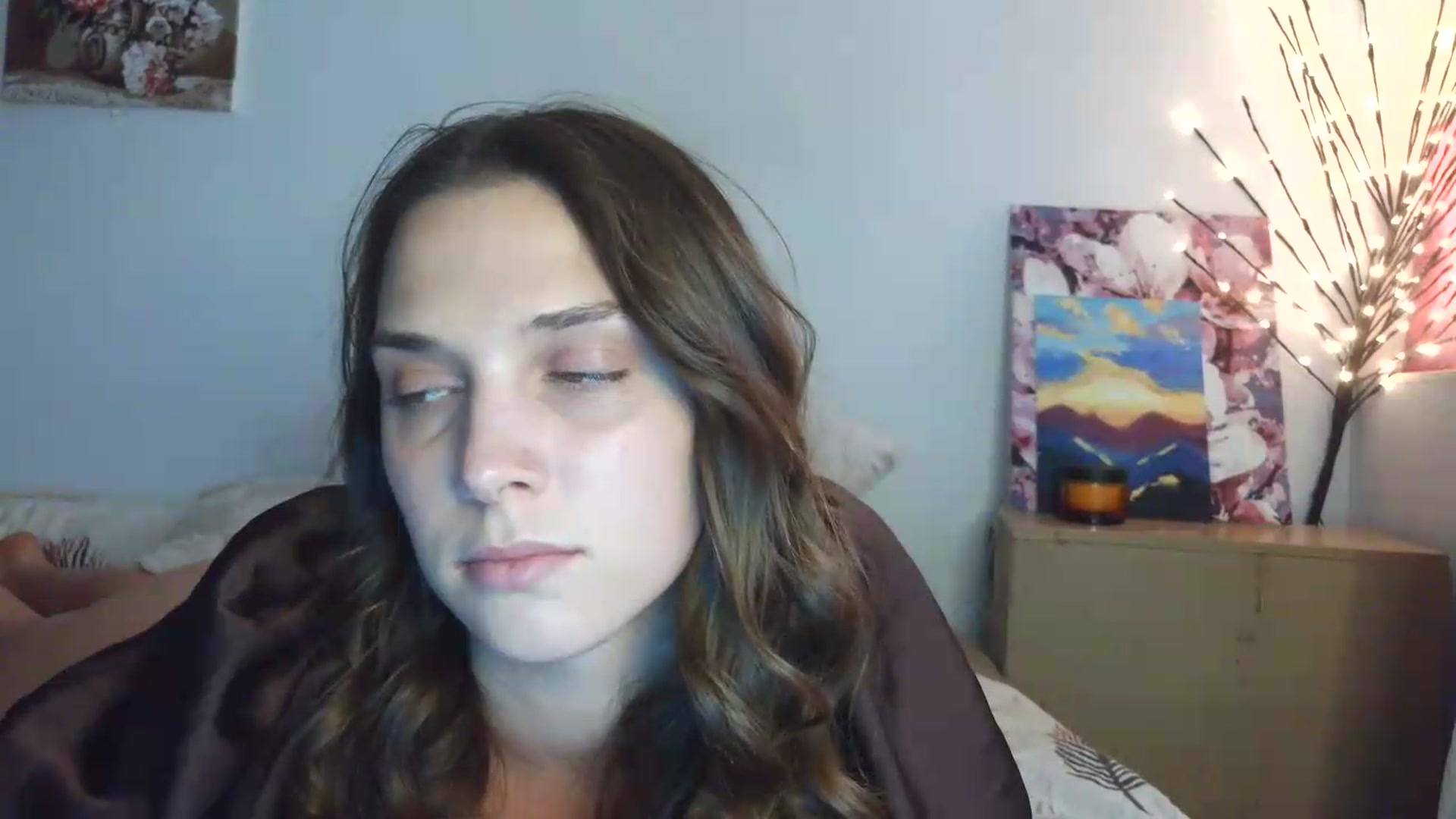 Gallery image thumbnail from HaleyReed's myfreecams stream on, 06/14/2026, 16:23 image 12 of 20