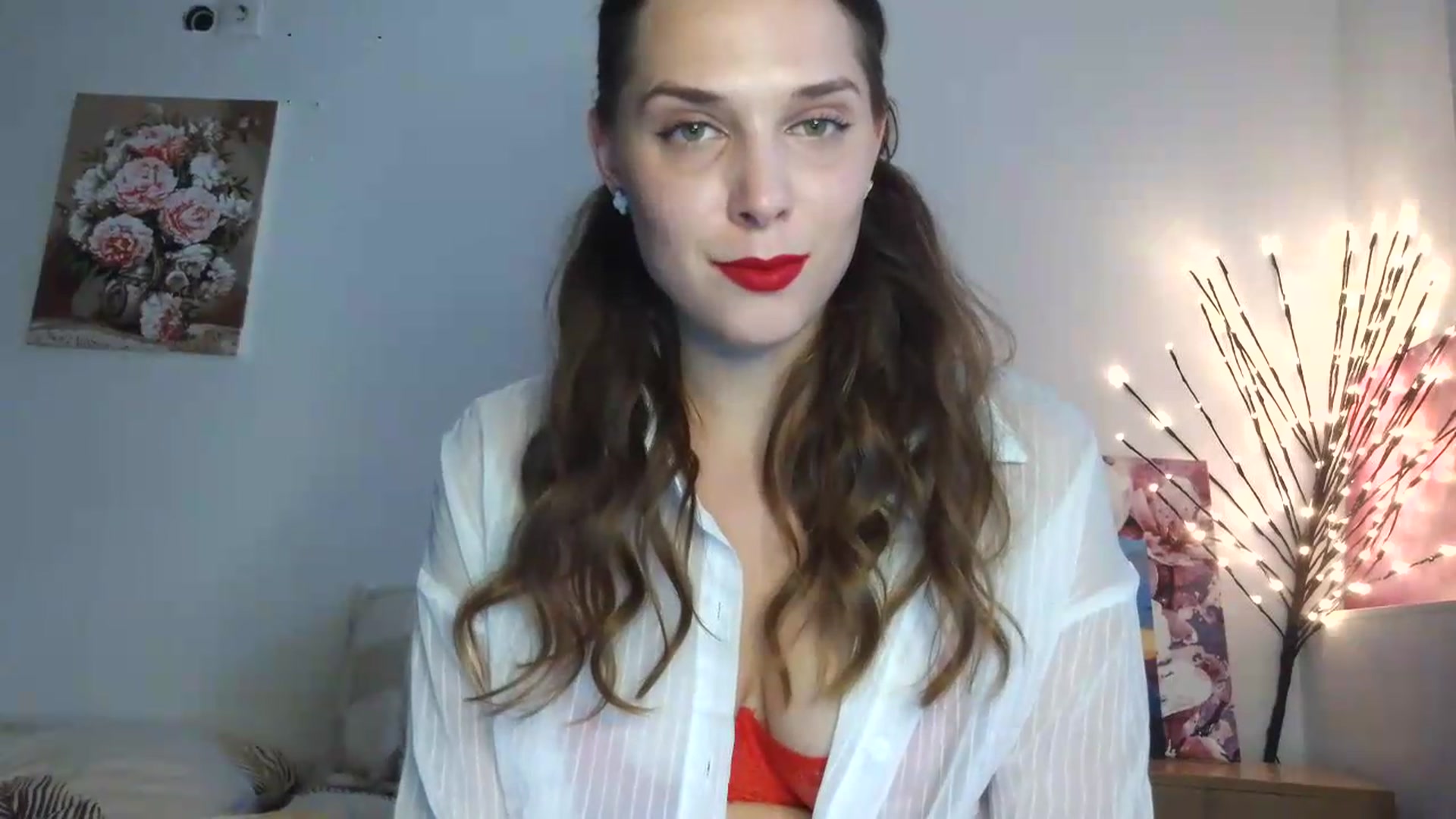 Gallery image thumbnail from HaleyReed's myfreecams stream on, 06/15/2026, 15:59 image 12 of 20
