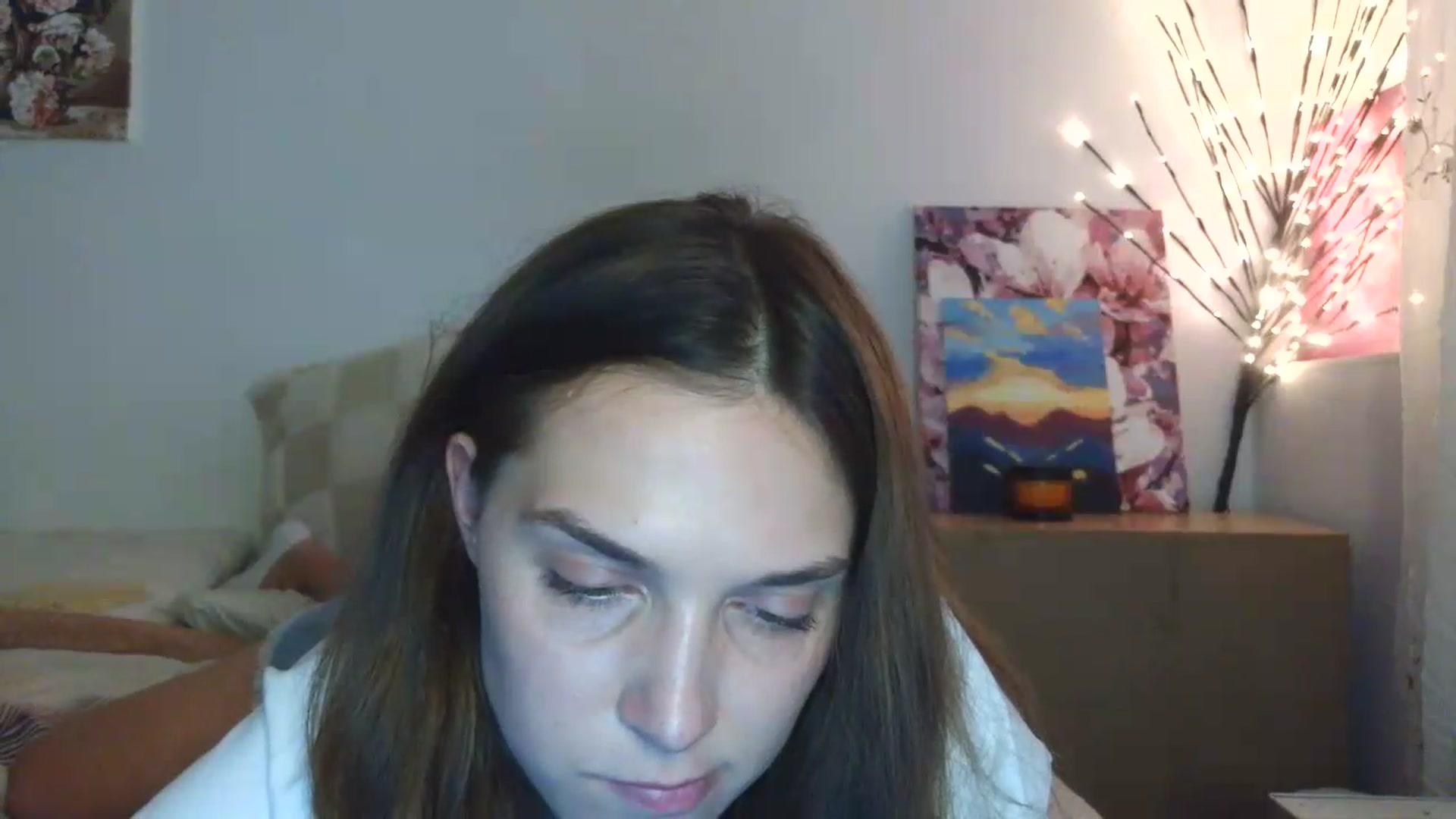 Gallery image thumbnail from HaleyReed's myfreecams stream on, 06/19/2026, 12:27 image 5 of 20
