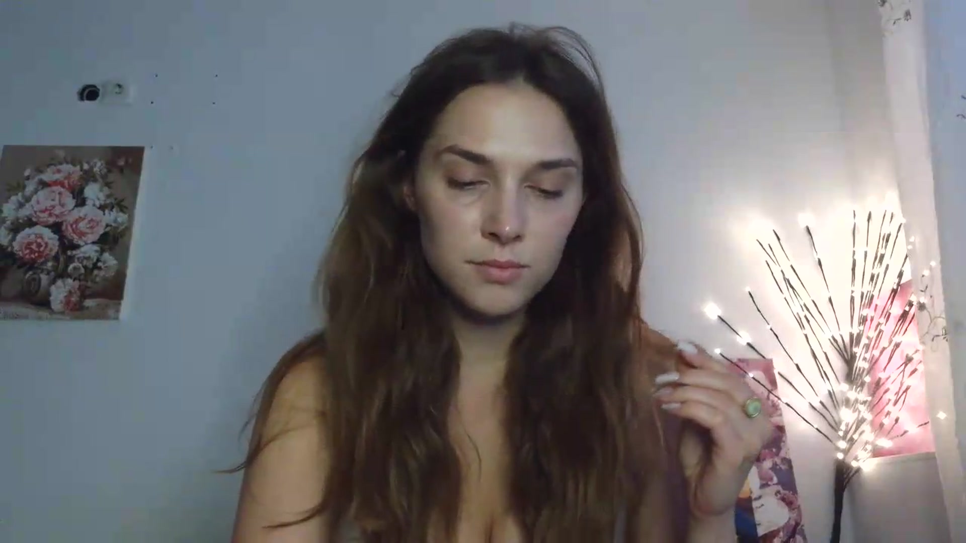 Gallery image thumbnail from HaleyReed's myfreecams stream on, 06/19/2026, 12:27 image 12 of 20