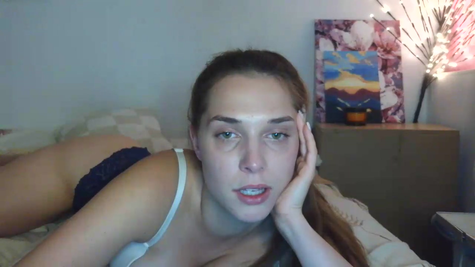 Gallery image thumbnail from HaleyReed's myfreecams stream on, 06/19/2026, 12:27 image 20 of 20