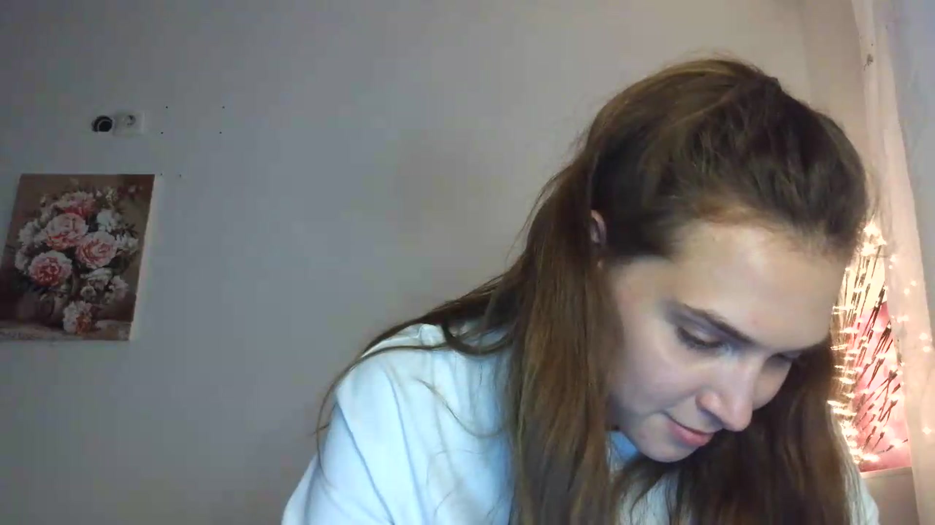 Gallery image thumbnail from HaleyReed's myfreecams stream on, 06/19/2026, 14:18 image 14 of 20