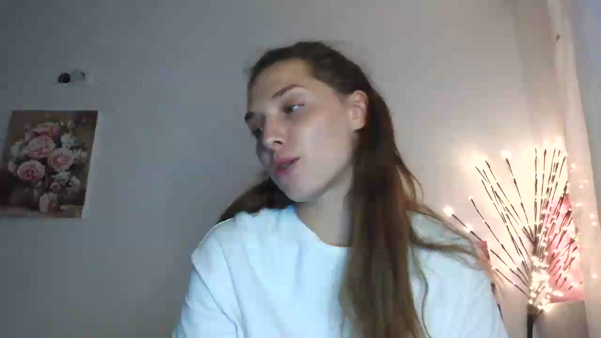 Gallery image thumbnail from HaleyReed's myfreecams stream on, 06/19/2026, 14:18 image 6 of 20