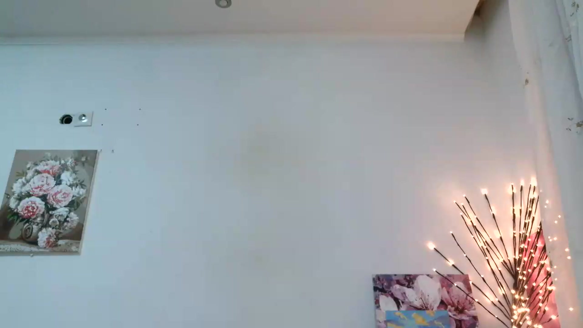 Gallery image thumbnail from HaleyReed's myfreecams stream on, 06/19/2026, 16:16 image 16 of 20