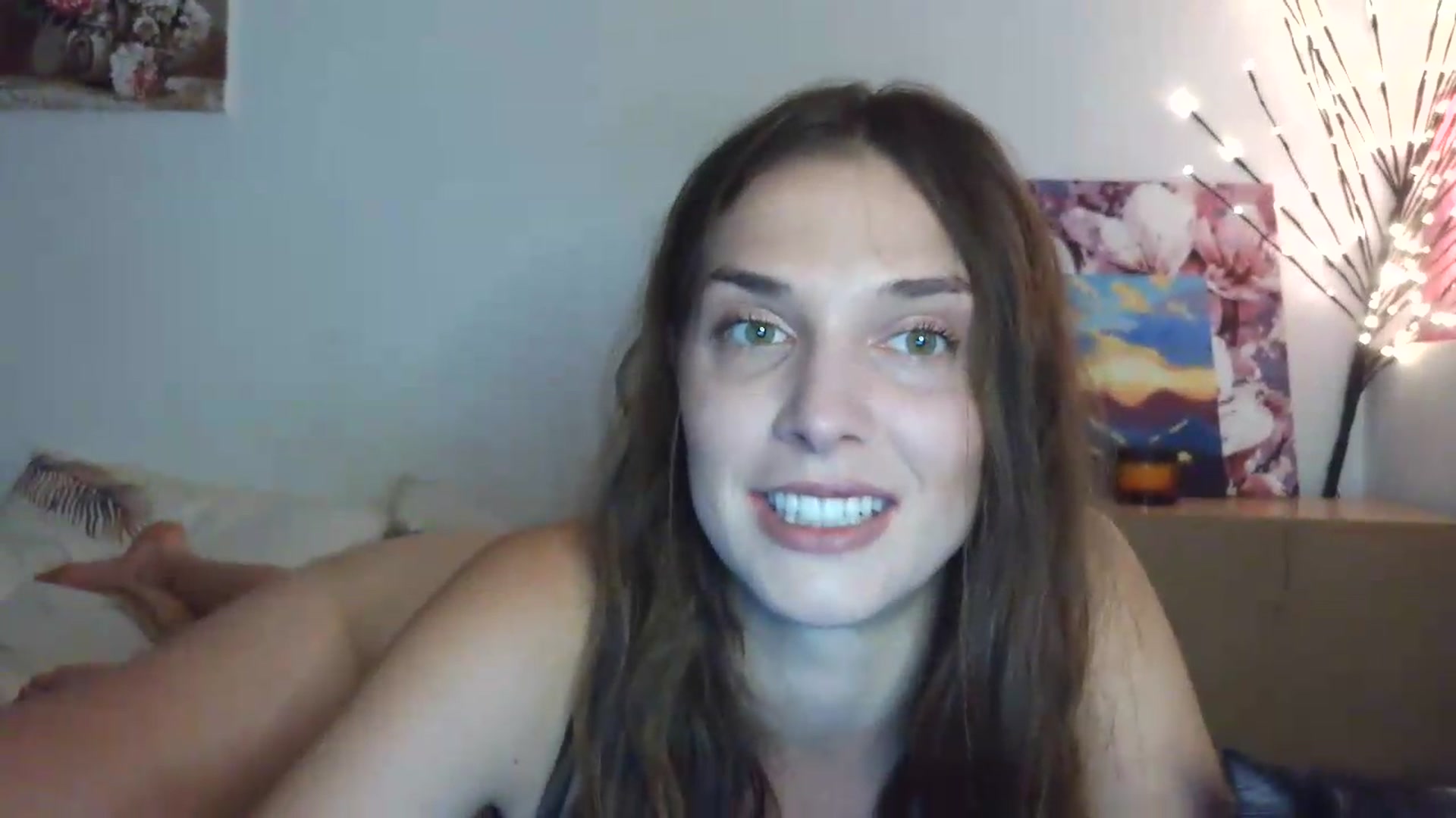 Gallery image thumbnail from HaleyReed's myfreecams stream on, 06/21/2026, 11:51 image 17 of 20