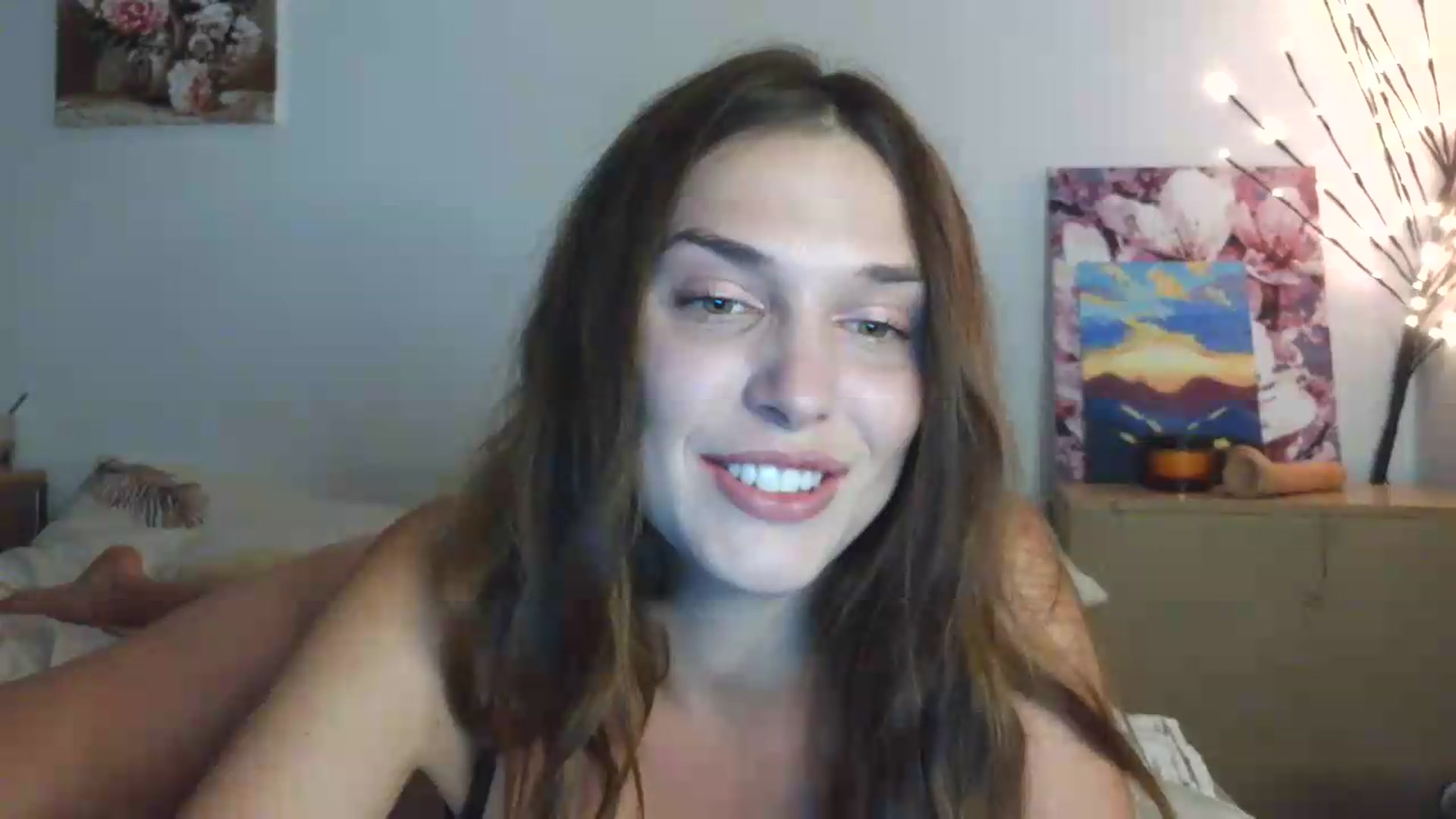 Gallery image thumbnail from HaleyReed's myfreecams stream on, 06/21/2026, 12:47 image 5 of 20