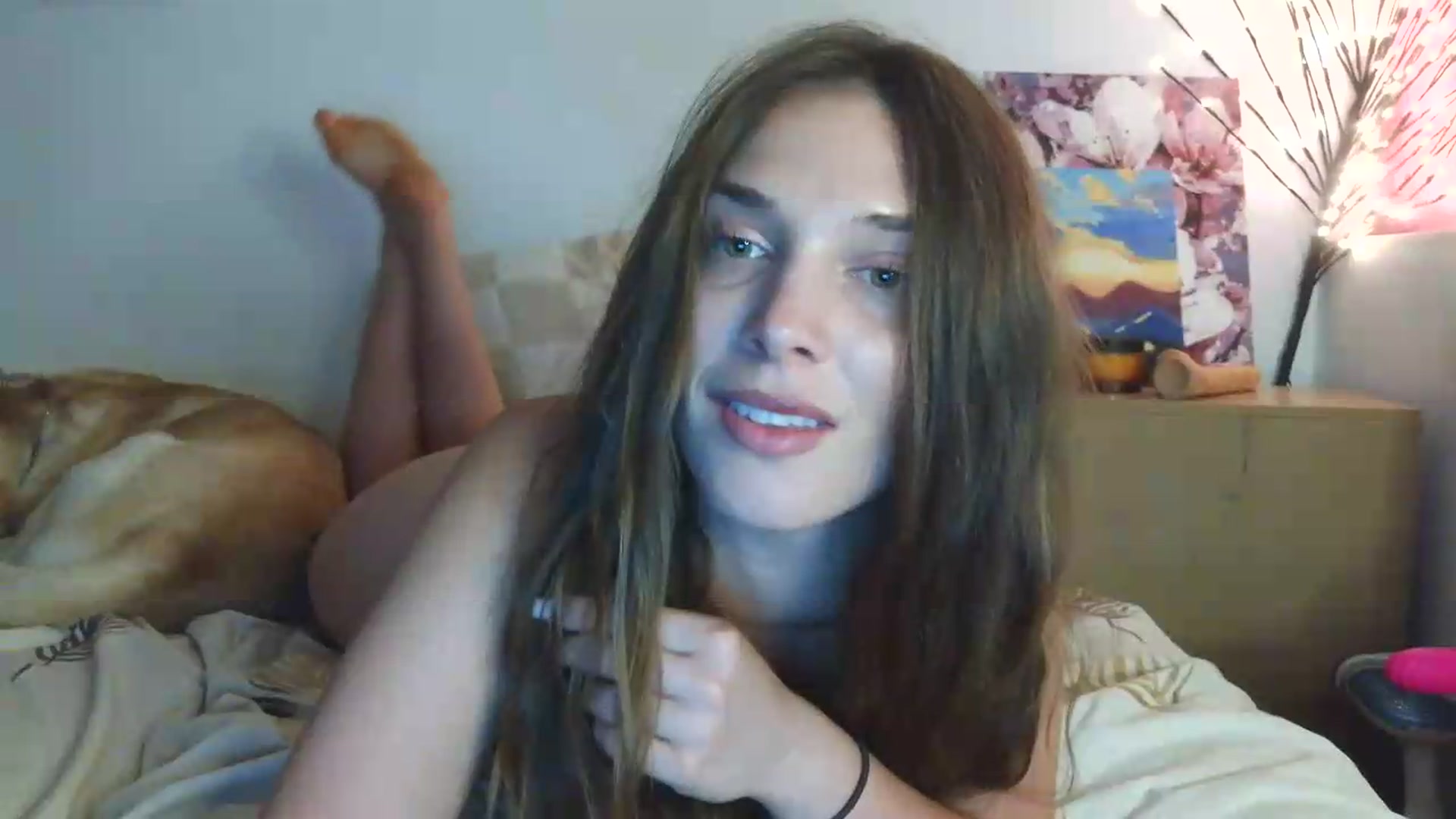 Gallery image thumbnail from HaleyReed's myfreecams stream on, 06/21/2026, 15:39 image 3 of 20